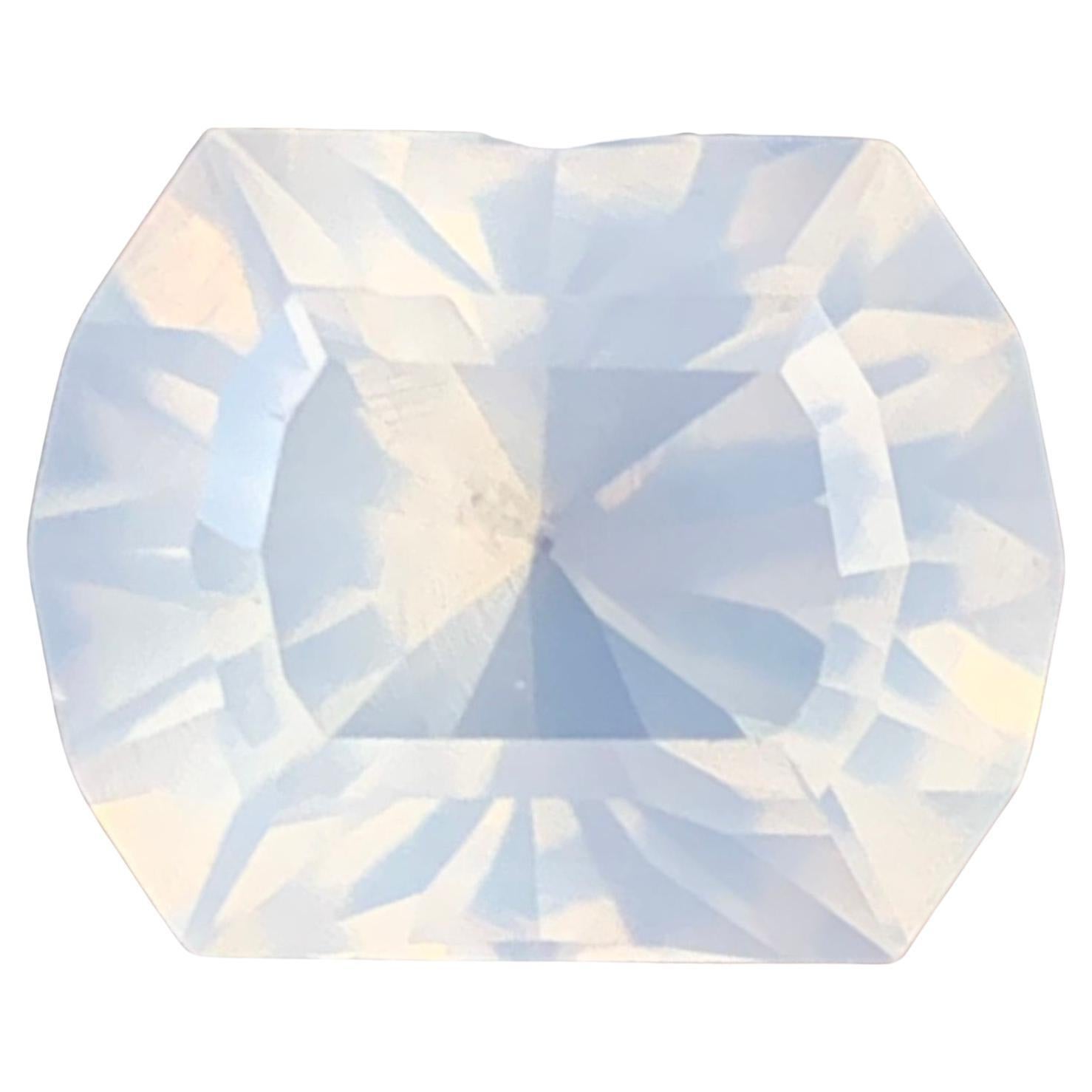 Gema suelta de piedra lunar natural de 4,60 quilates en forma de esmeralda