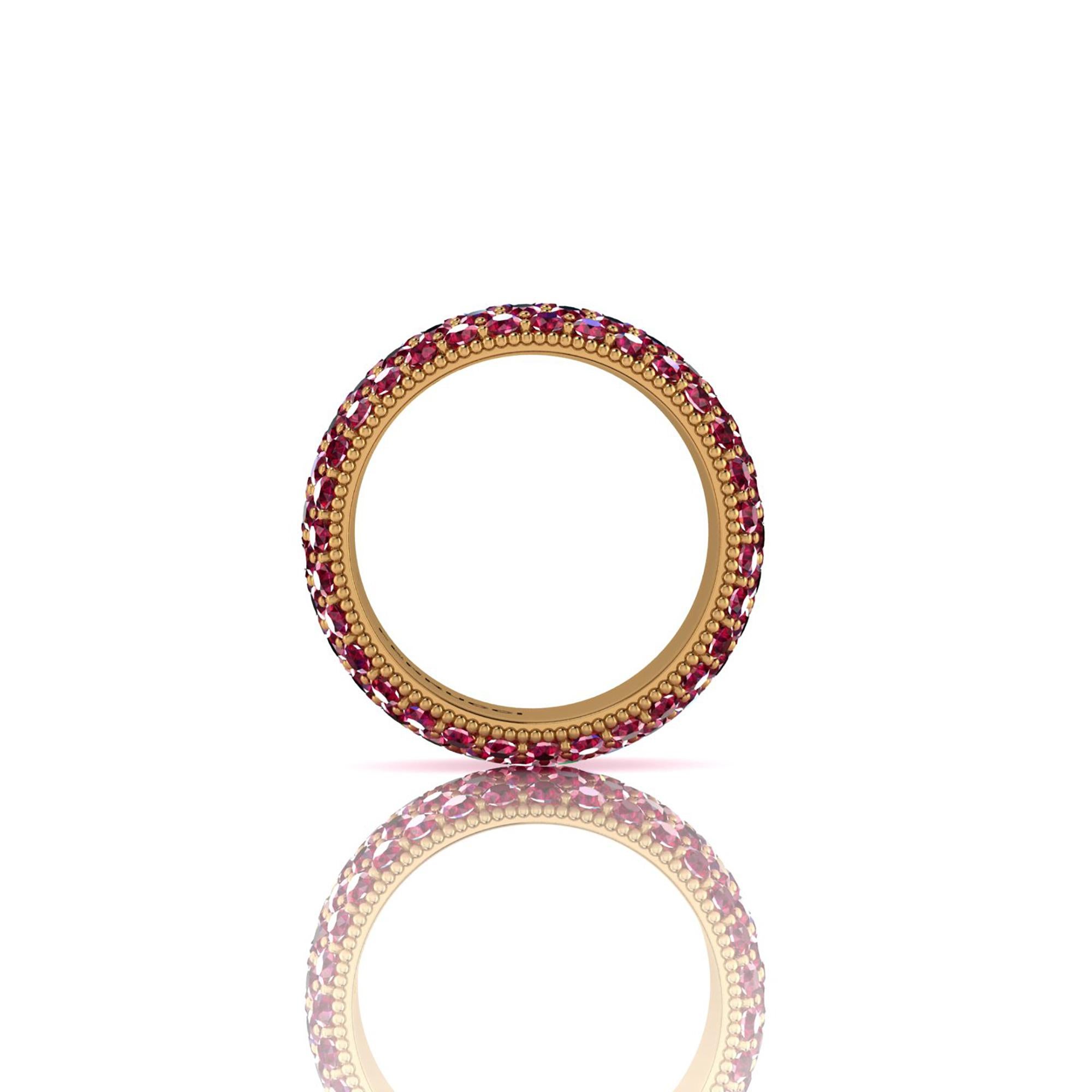 Moderne Bracelet large en or jaune 18 carats avec rubis rouge de 4,60 carats en vente