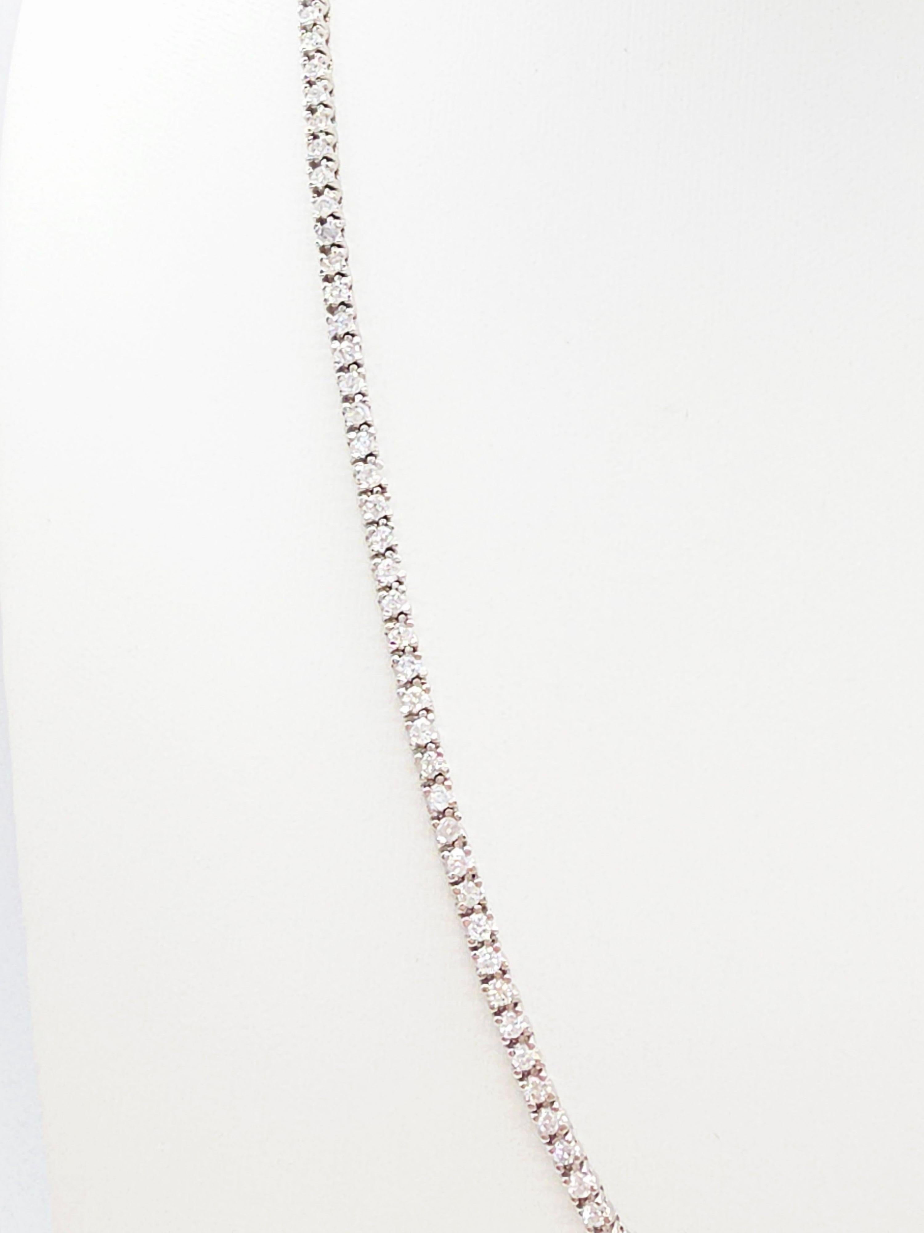 4.60 Carat Round Natural Diamond Tennis Necklace 14K White 16'' Corte redondo en venta