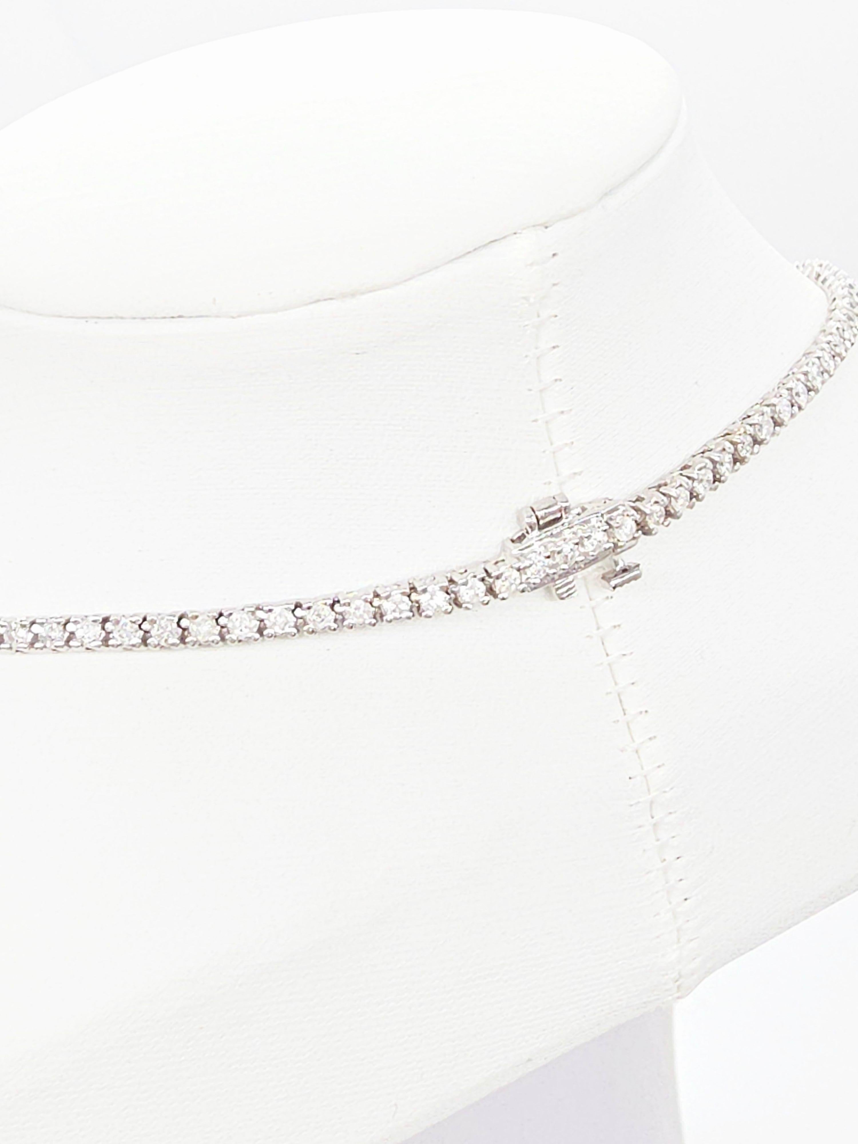 Femenino o masculino 4.60 Carat Round Natural Diamond Tennis Necklace 14K White 16'' en venta