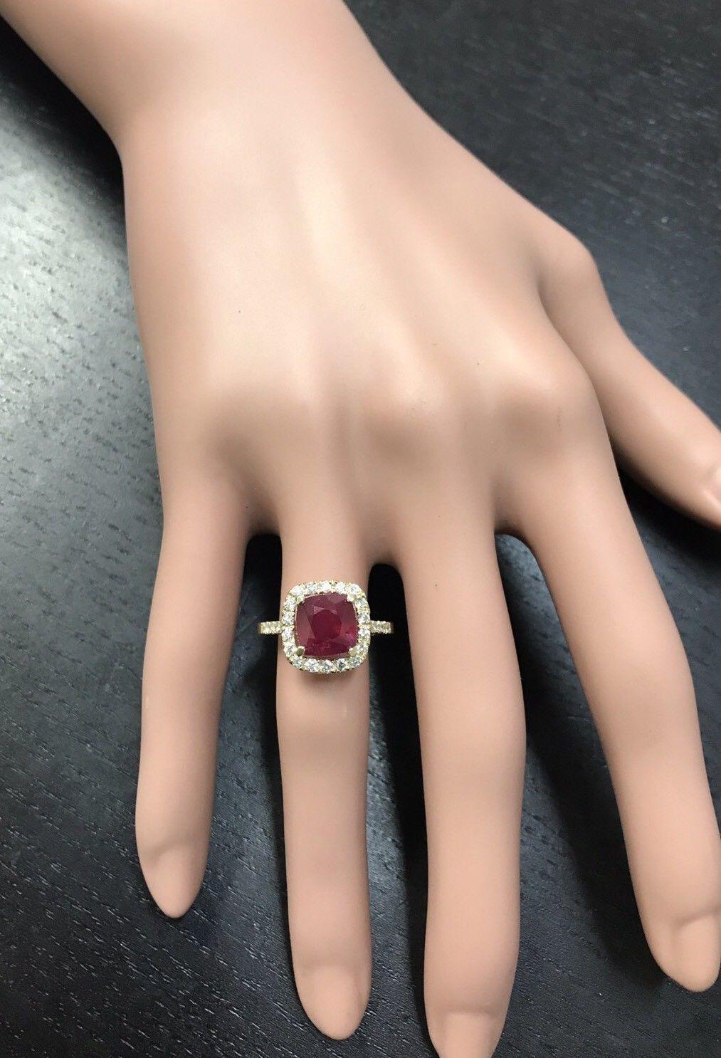 Women's 4.60 Carat Impressive Red Ruby and Natural Diamond 14 Karat Yellow Gold Ring For Sale
