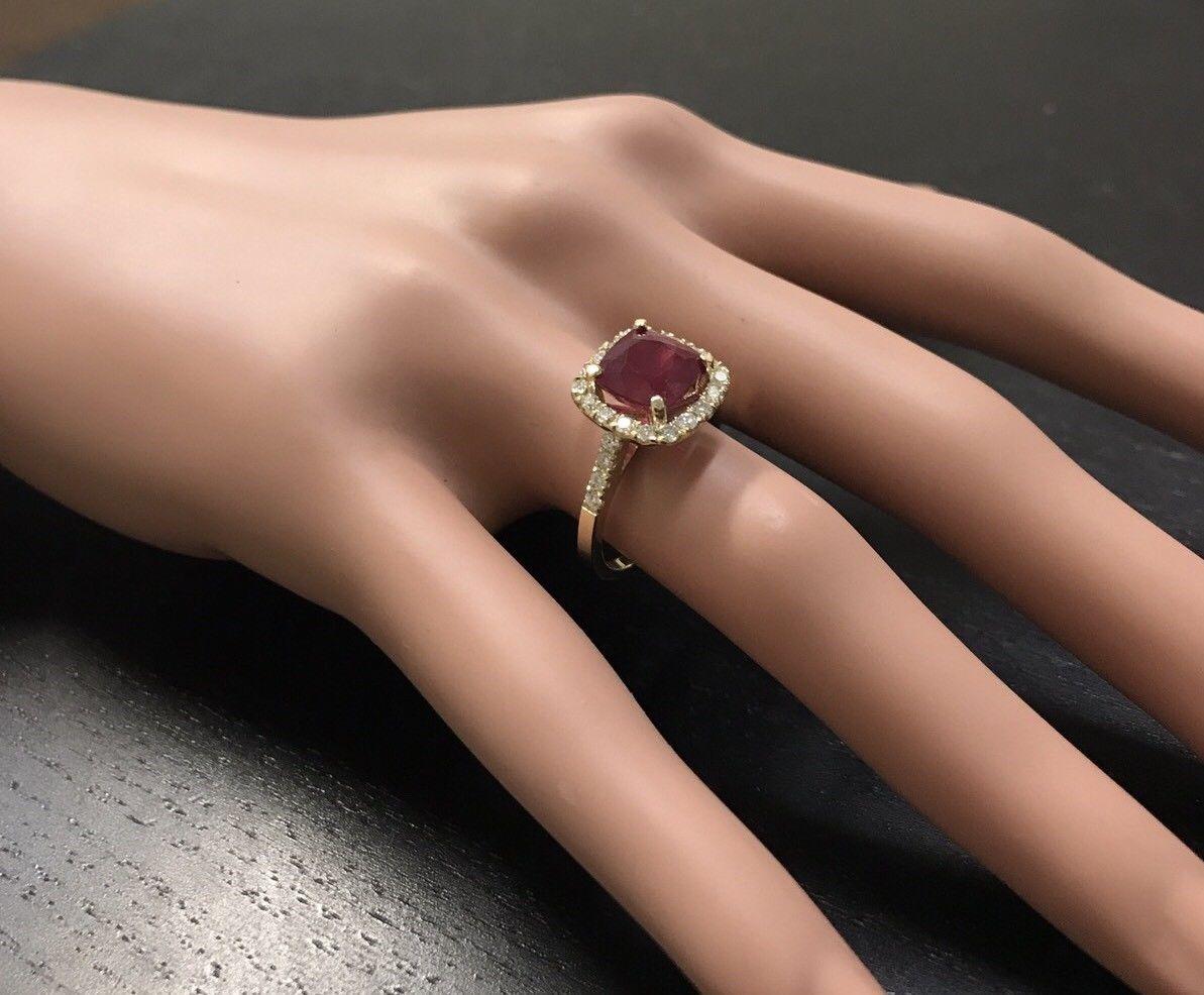 4.60 Carat Impressive Red Ruby and Natural Diamond 14 Karat Yellow Gold Ring For Sale 2