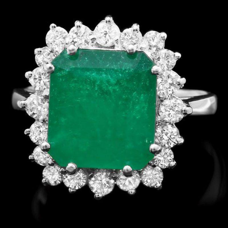 Mixed Cut 4.60 Carats Natural Emerald and Diamond 14K Solid White Gold Ring For Sale