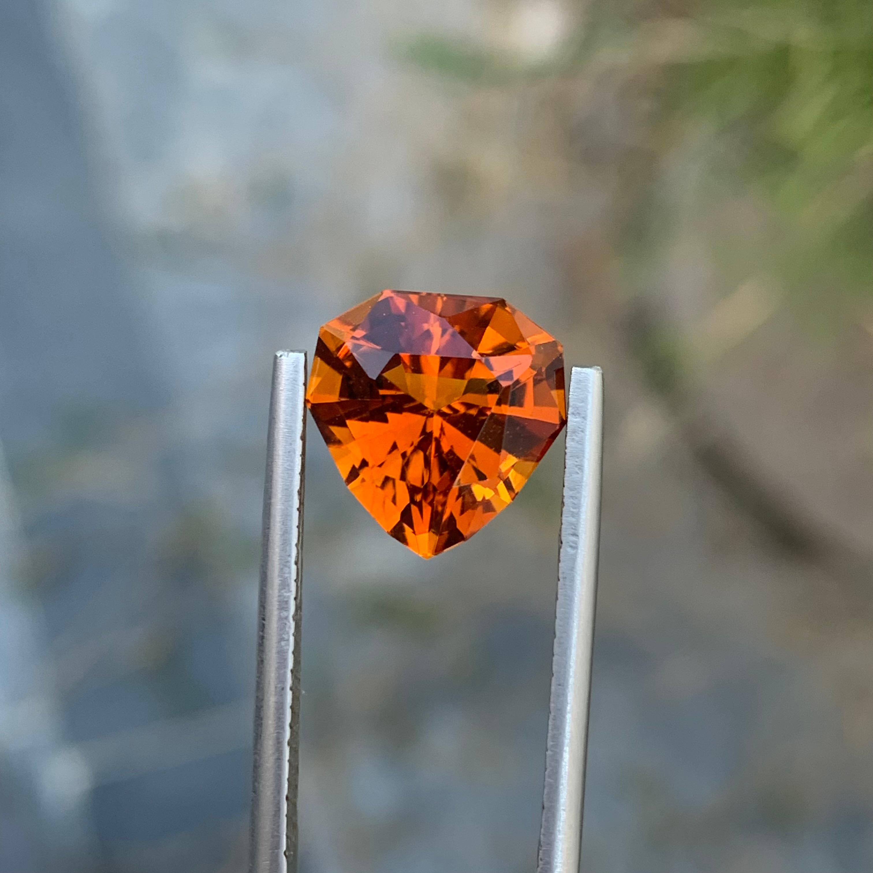 4.60 Carats Natural Loose Orange Mandarin Citrine Fancy Shield Cut Ring Gem For Sale 3