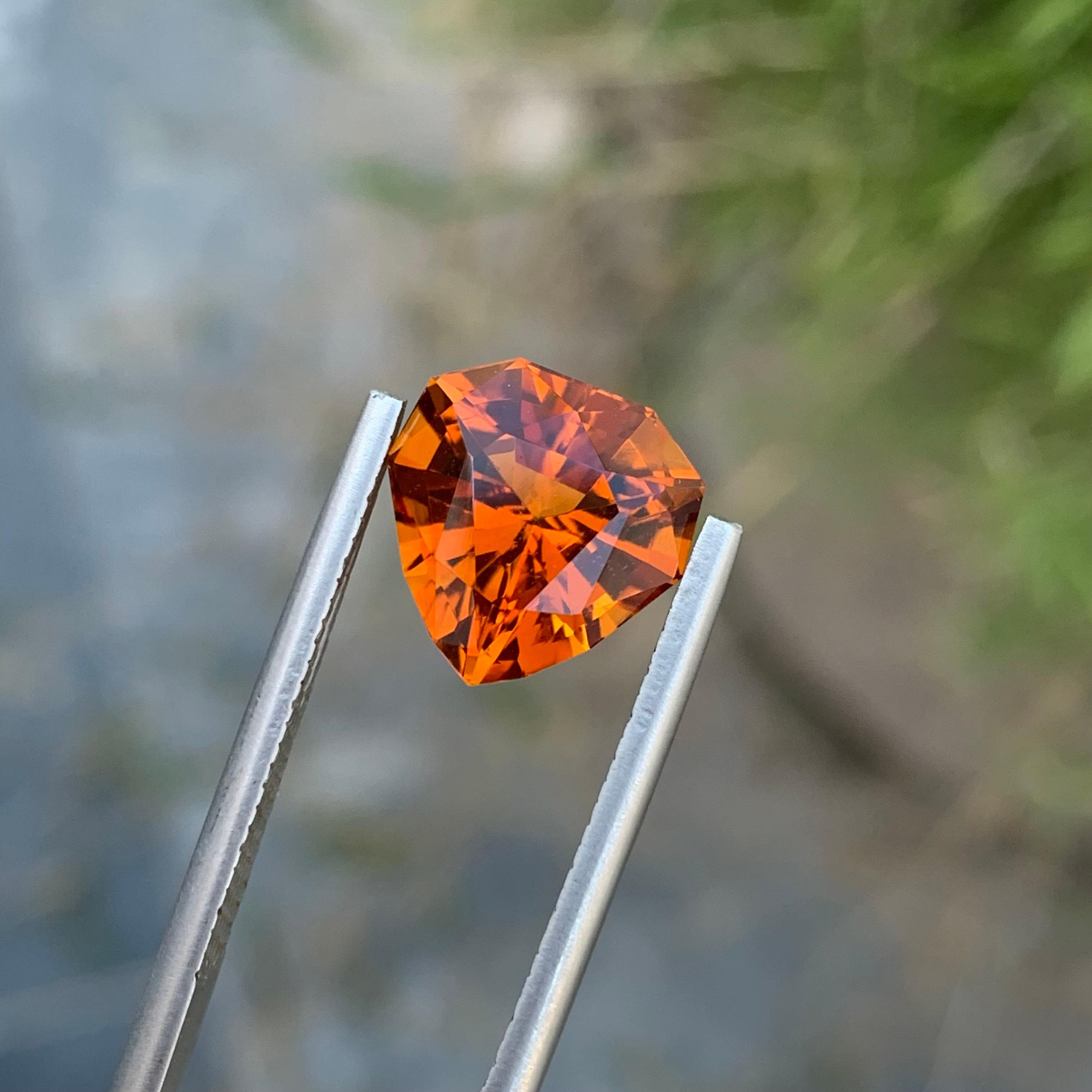4,60 quilates de citrino mandarín naranja natural suelto fantasía anillo de corte de escudo Gema en venta 3