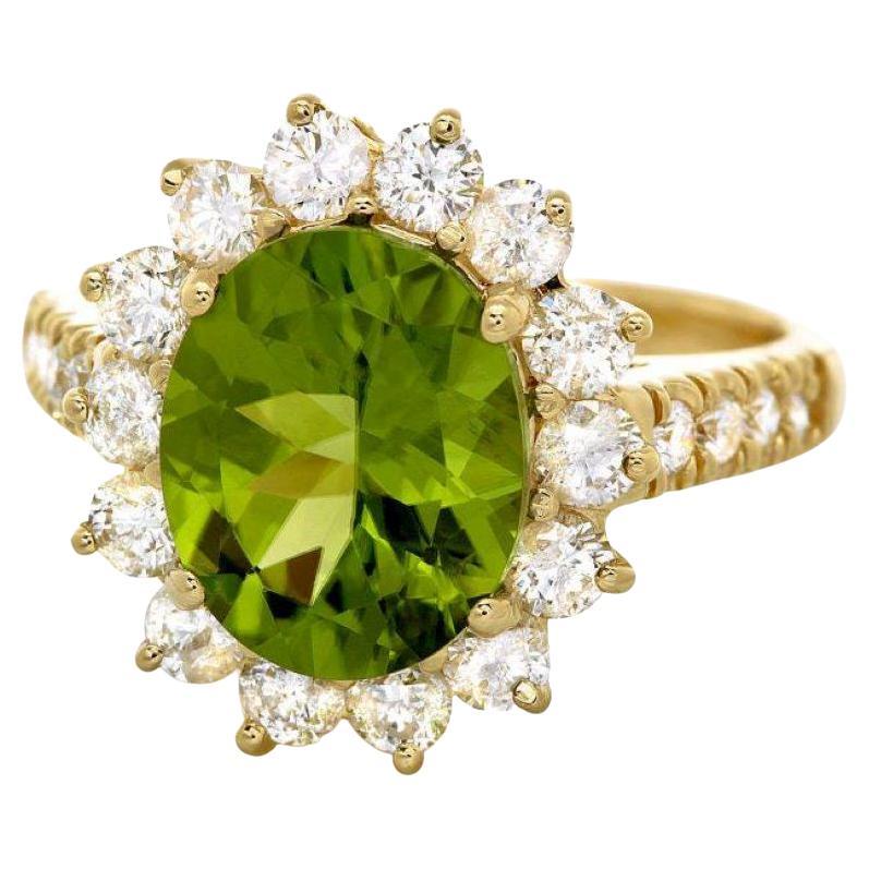 4.60 Carats Natural Peridot and Diamond 14K Solid Yellow Gold Ring For Sale
