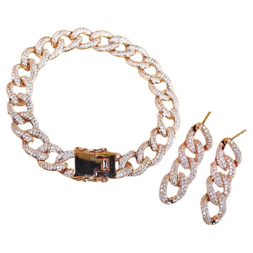 4.60 Carats Round Brillant Diamonds 18K Gold Parure en vente