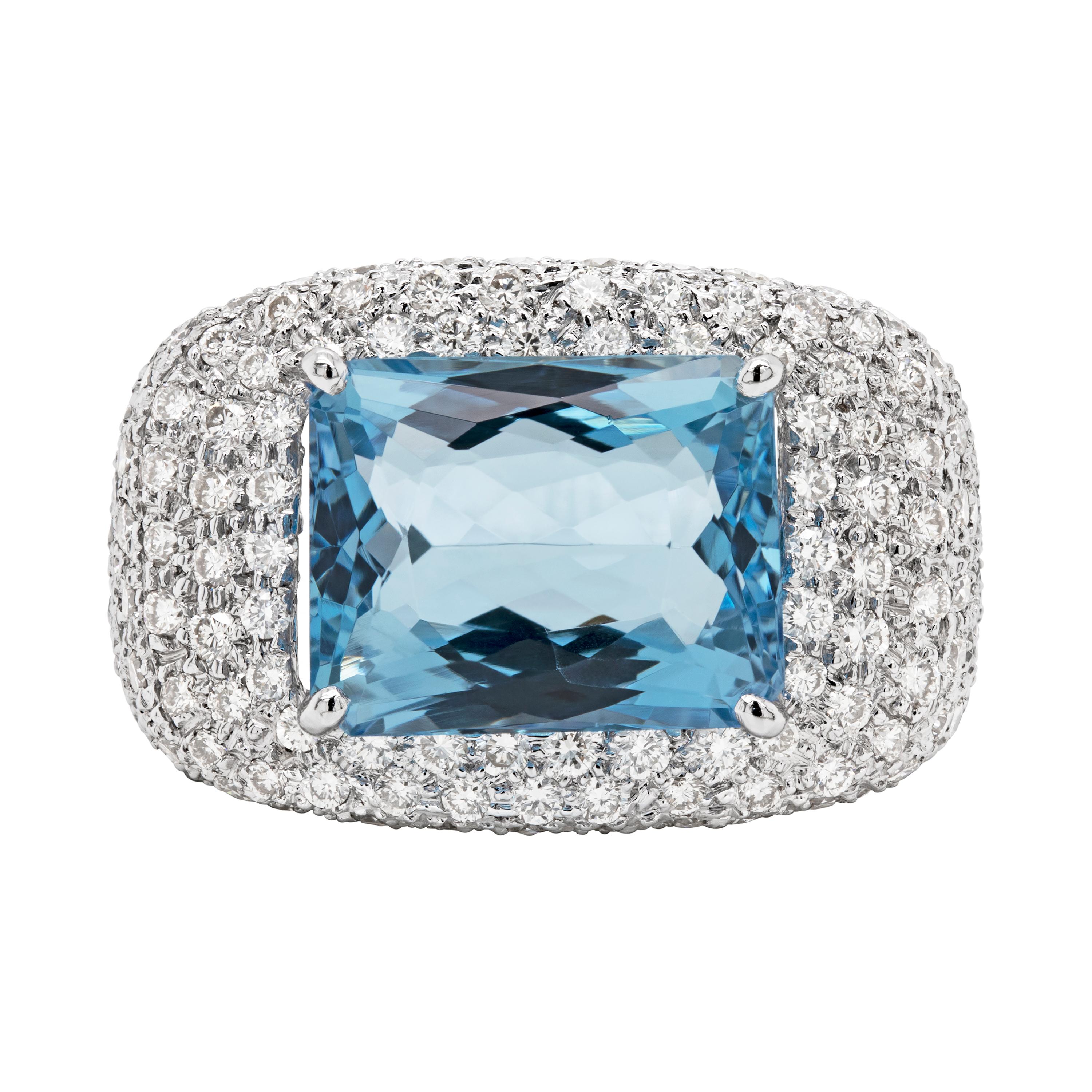 Bague cocktail bombée en or 18 carats avec aigue-marine et diamants de 4,60 carats