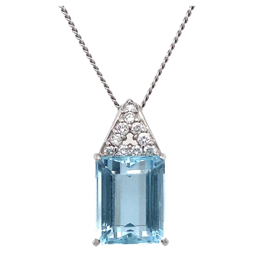 100 Carat Aquamarine Platinum and Diamond Pendant Tassle For Sale at ...