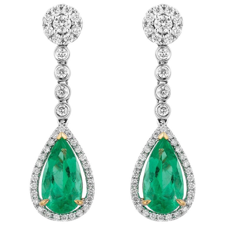 4.61 Carat Colombian Emerald Diamond Earrings For Sale at 1stDibs