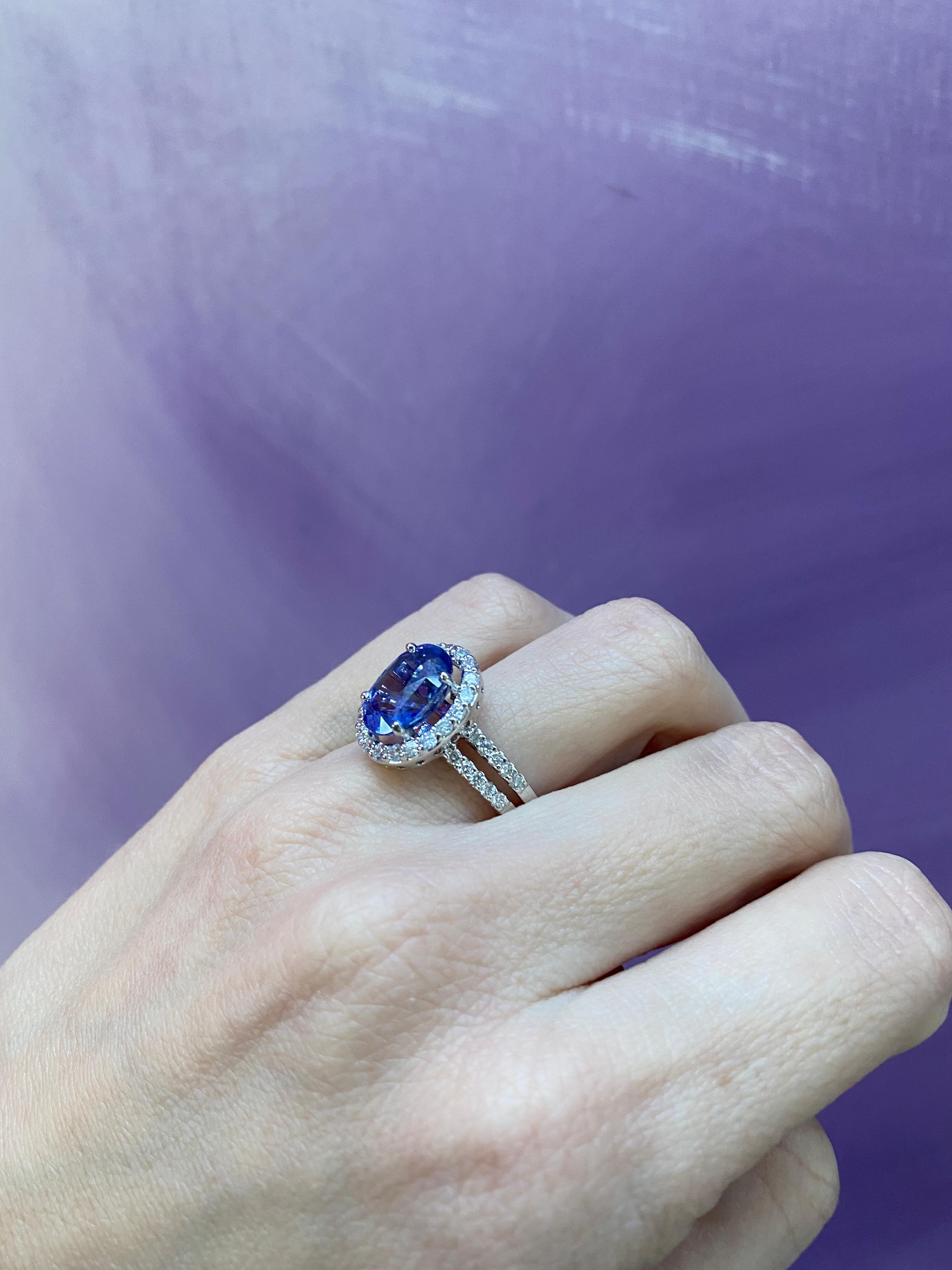 GIA 4.61 Carat Oval Burma Sapphire Ring with 0.73ctw Diamond Halo Cocktail Ring For Sale 8