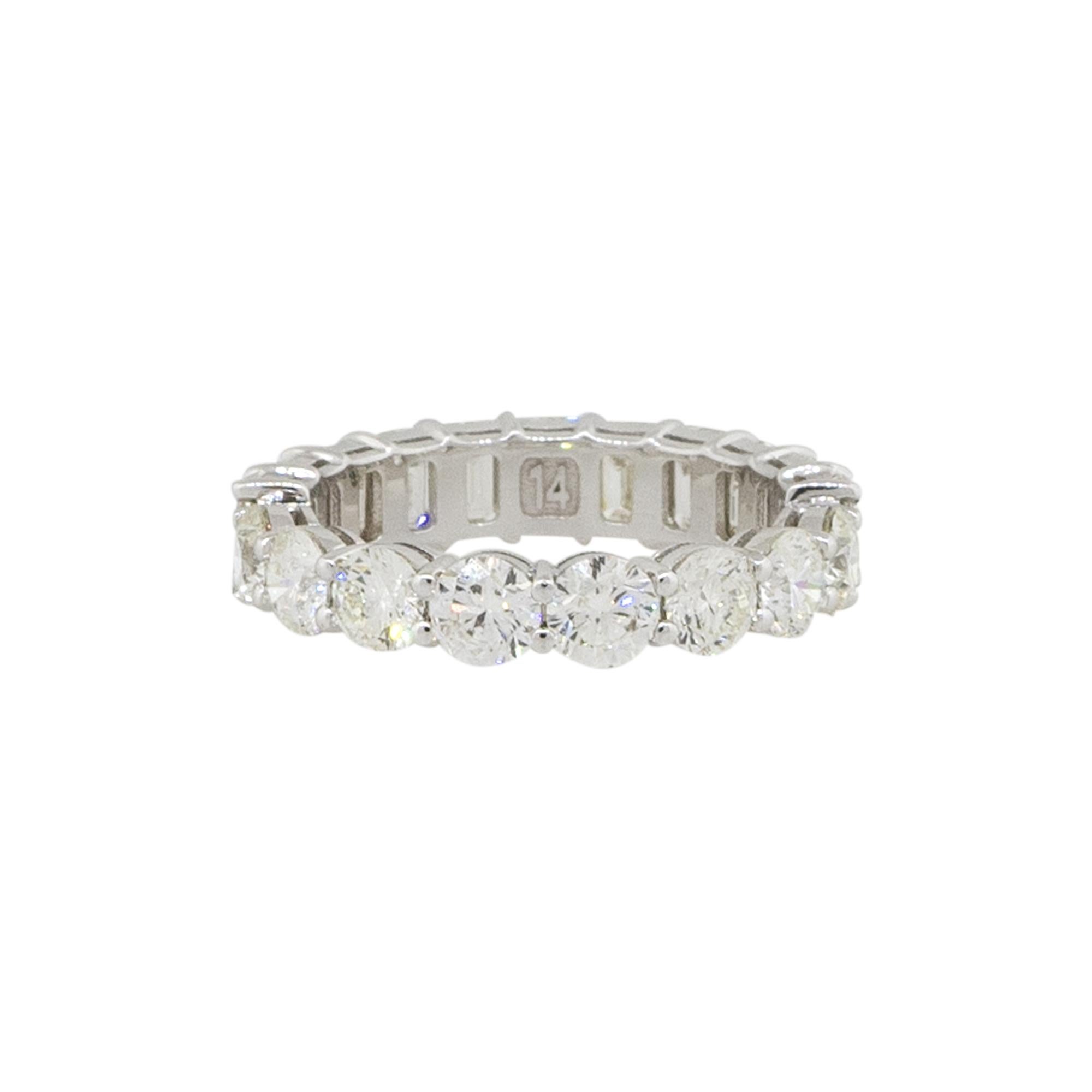 Material: 14k White gold
Diamond Details: Approx. 4.61ctw of round and emerald cut Diamonds. There are 19 Diamonds total. Diamonds are G/H in color and VS in clarity
Total weight: 3.2g (2.1dwt)
Measurements: 22mm x 5mm x 22mm
Size: 6.25
Additional