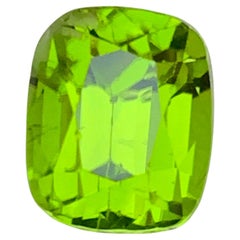 4.61 Karat Lebendiges Grün Natürlicher Peridot Cushion-Schliff Loser Edelstein aus Pakistan