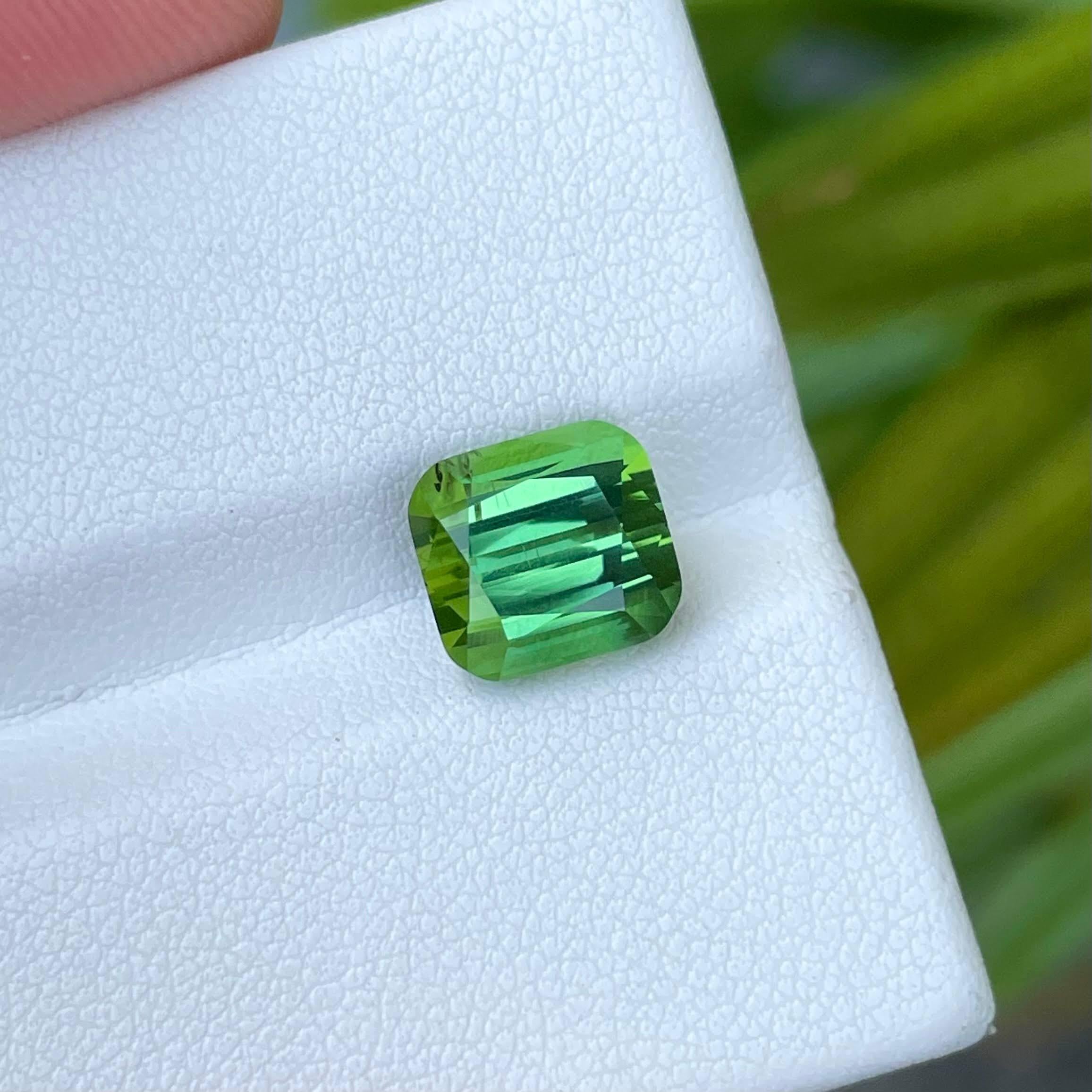 4.61 carats Loose Greenish Blue Tourmaline Cushion Cut Natural Afghani Gemstone In New Condition For Sale In Bangkok, TH