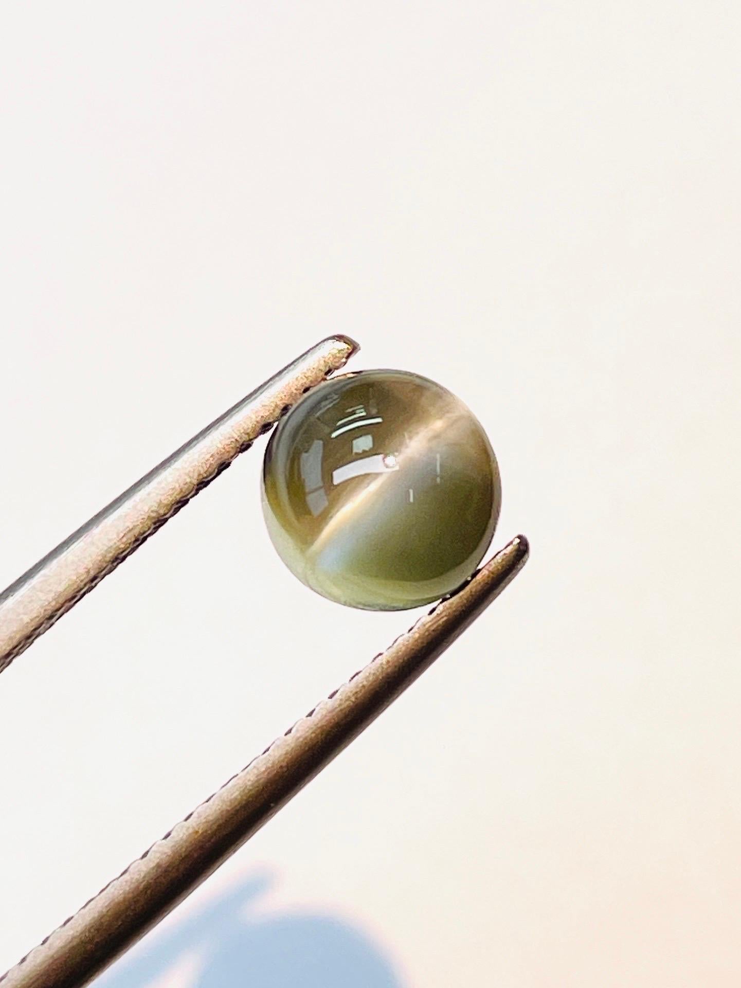 4.61 Ct ICA and Guild Two Certification Alexandrite Cat’s eye Rare size For Sale 4