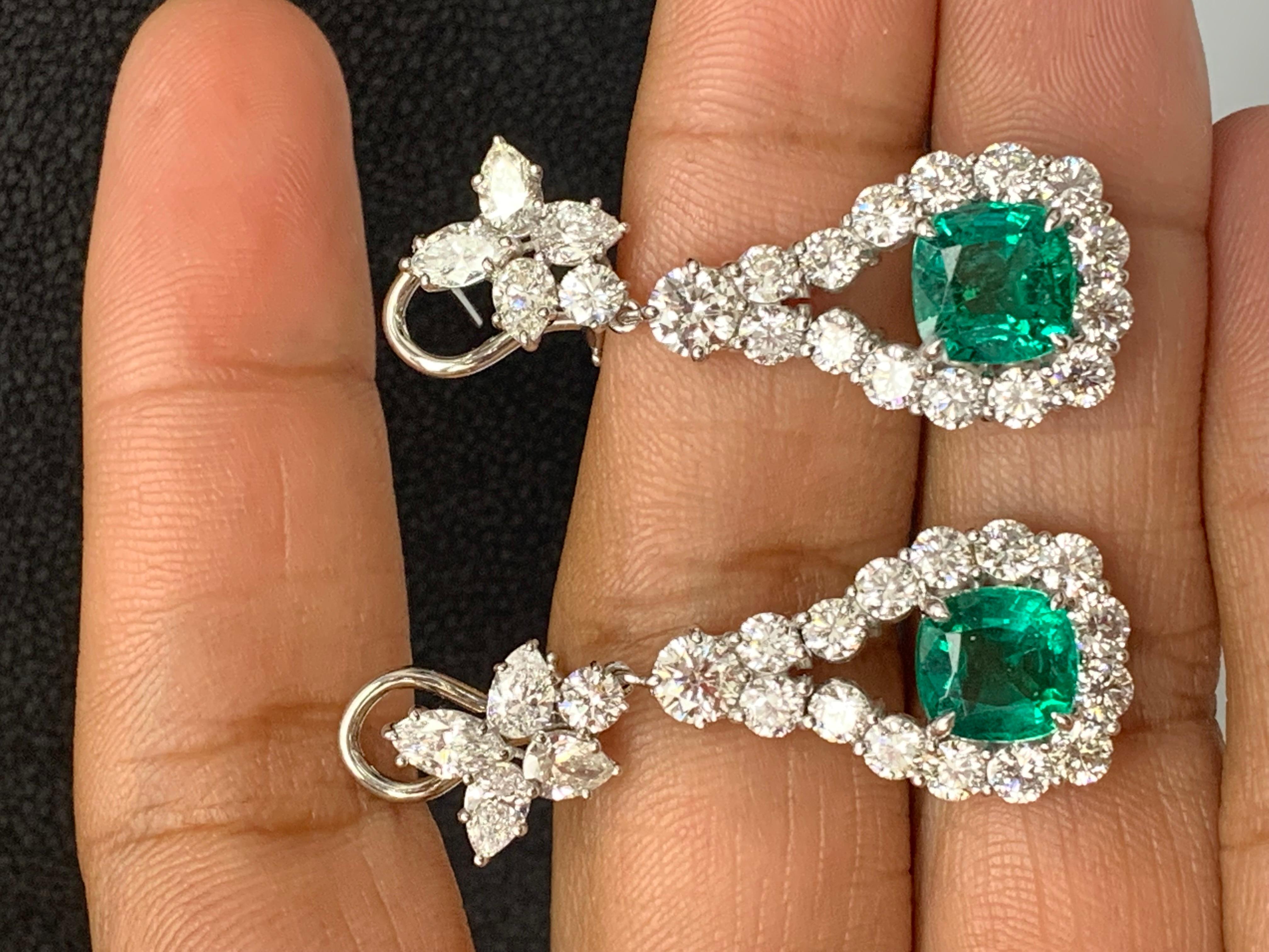 4.62 Carat Cushion Cut Emerald and Diamond Drop Earrings in 18K White Gold For Sale 6