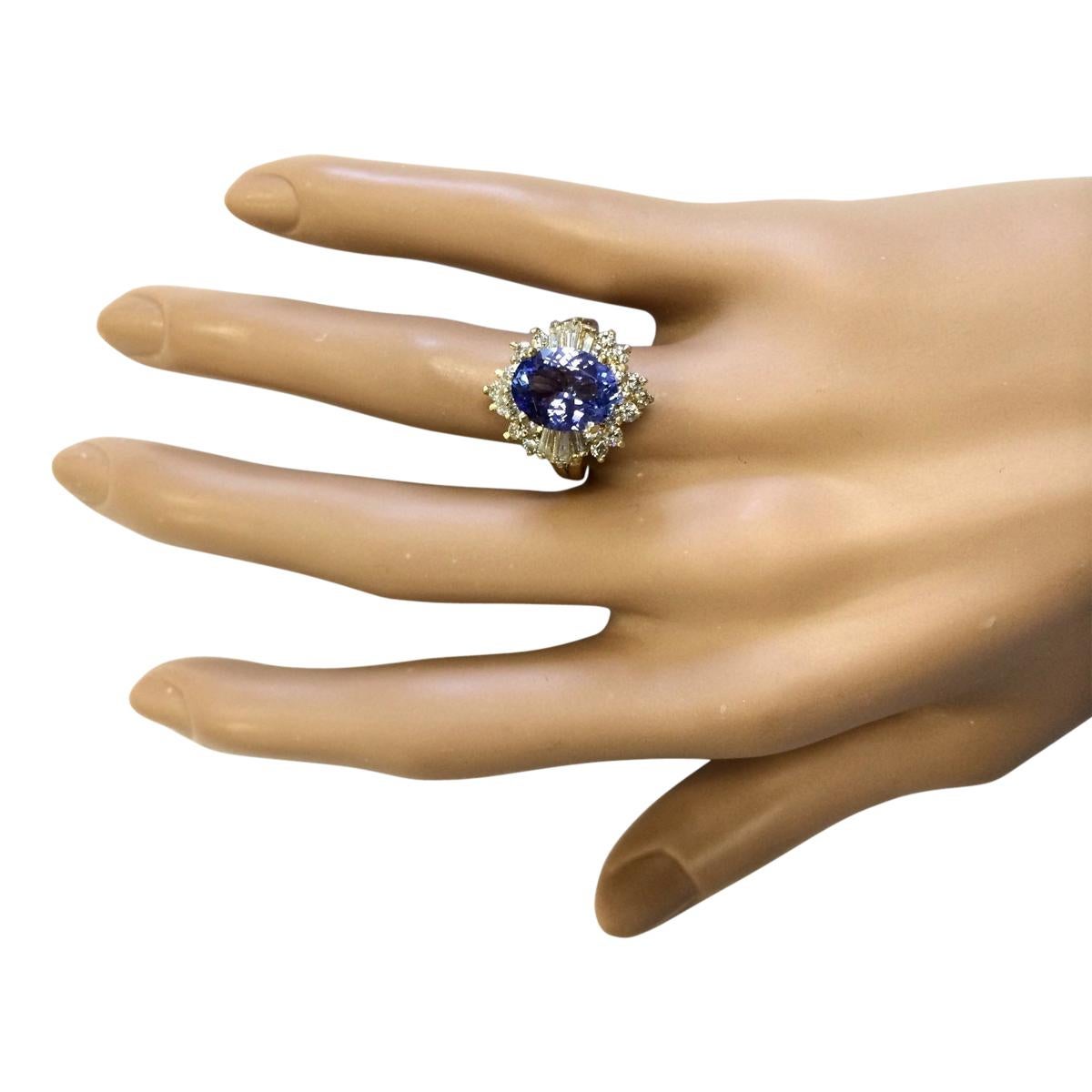 Natural Tanzanite Diamond Ring In 14 Karat Yellow Gold  In New Condition For Sale In Los Angeles, CA
