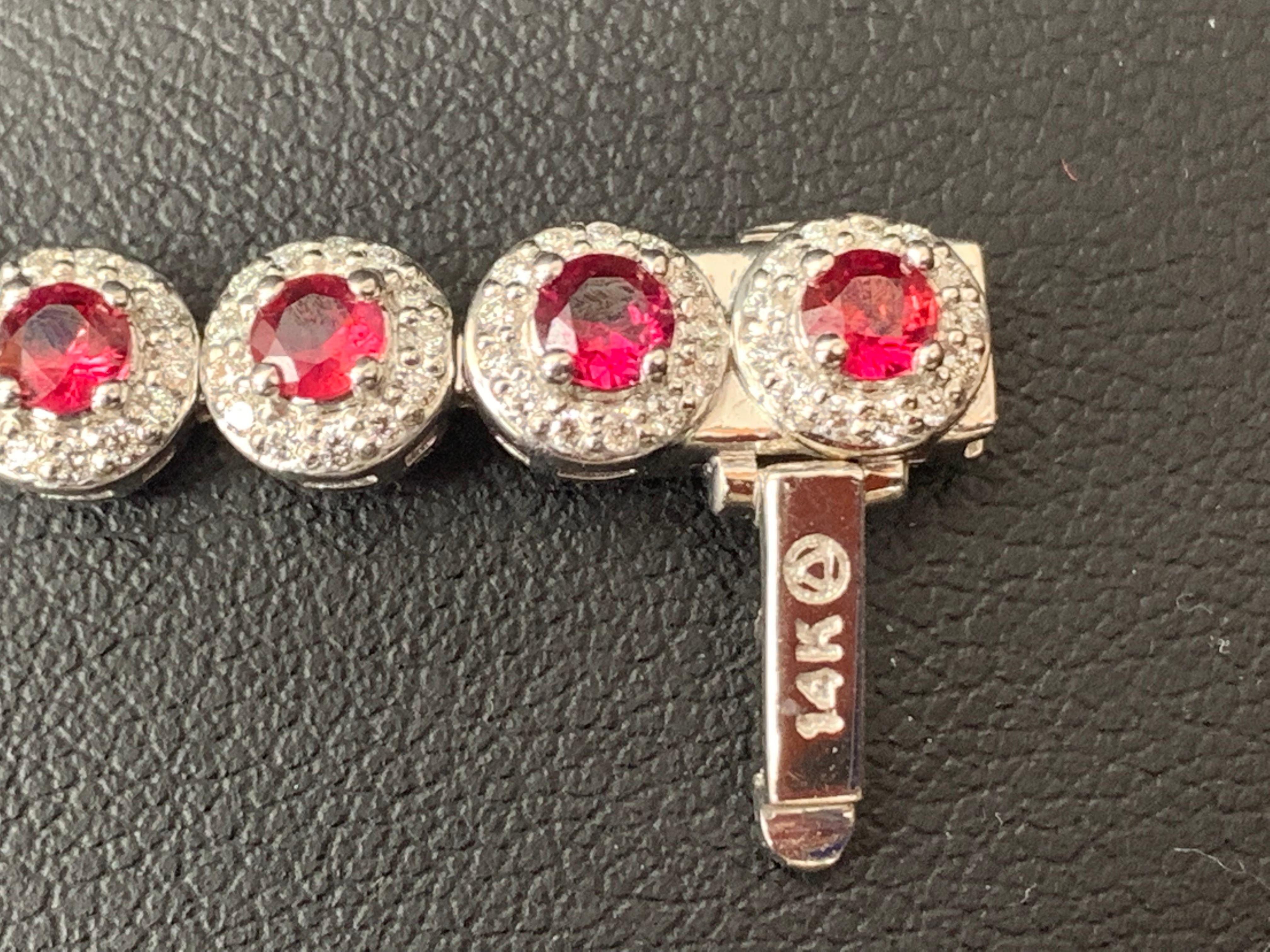 Bracelet tennis en or blanc 14 carats avec rubis et diamants de taille ronde de 4,62 carats Neuf - En vente à NEW YORK, NY
