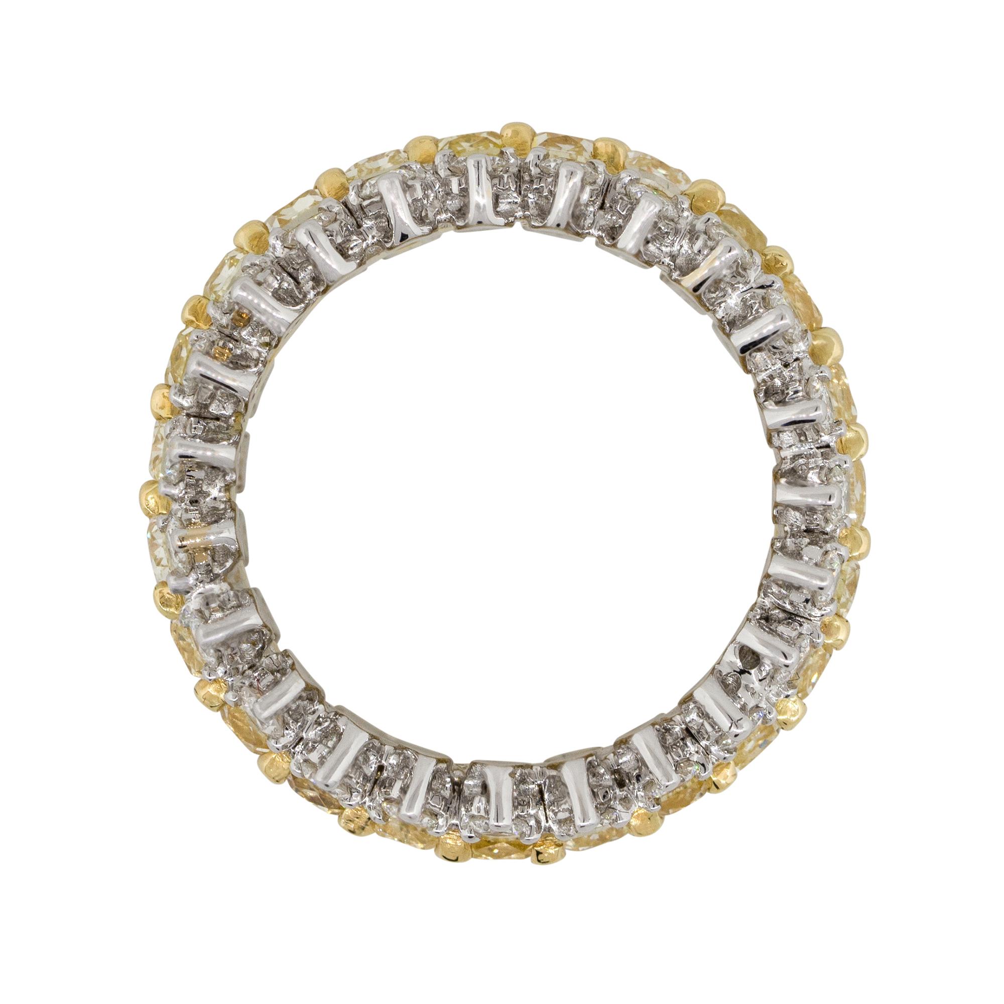 Cushion Cut 4.62 Carat White and Yellow Diamond Three-Row Ring 18 Karat in Stock For Sale