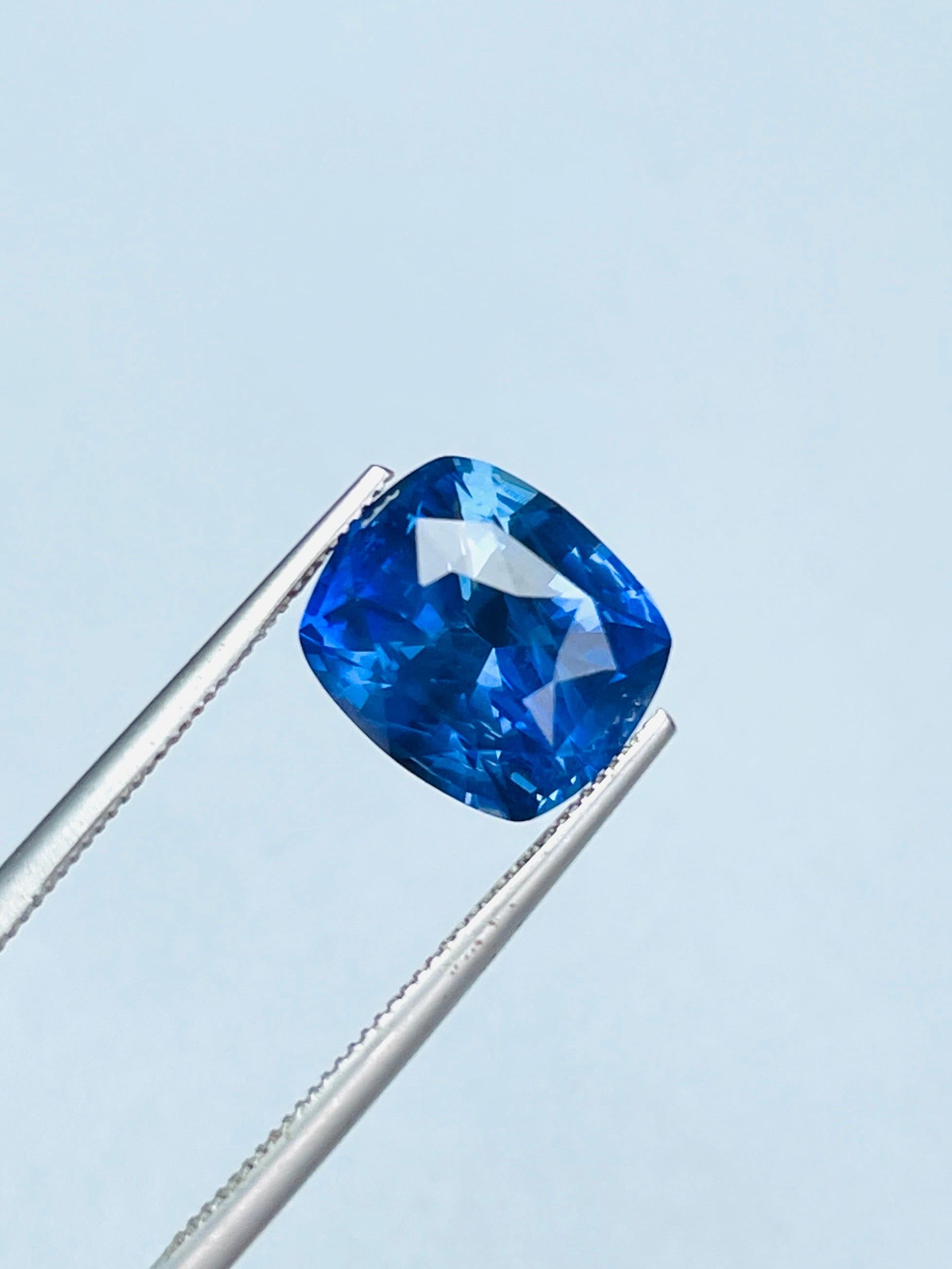 4,62 Ct Lotus Certified Ungeheizte Saphir Kornblume Farbe Sri Lanka Ceylon im Angebot 5