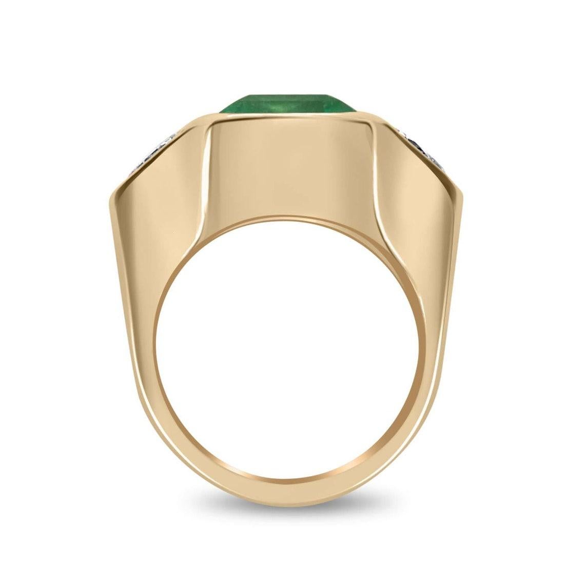 Moderno Anello Heirloom con smeraldo colombiano e diamante perlato a 3 pietre da 4,62tcw con castone in 18 carati in vendita