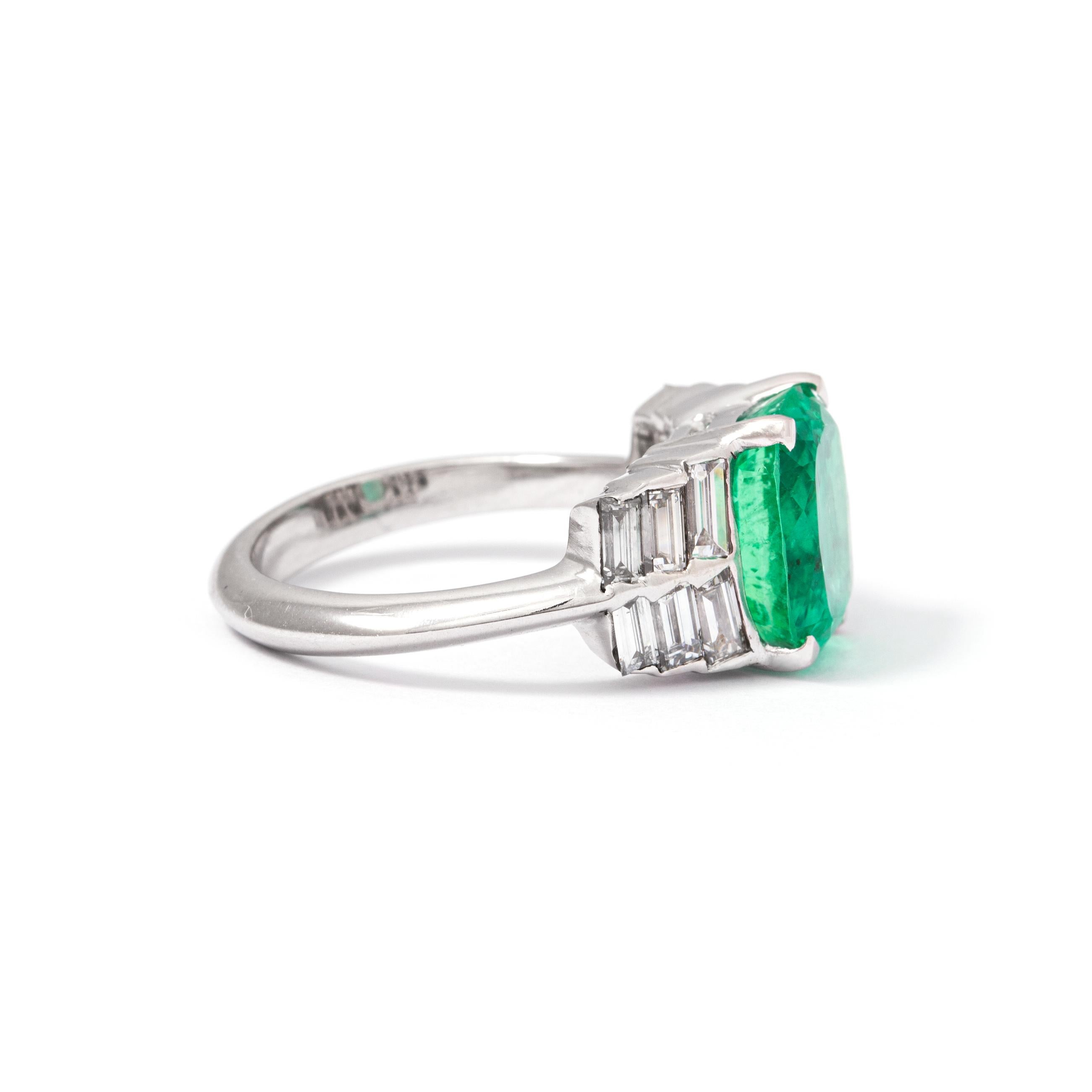 Cushion Cut 4.63 Carat Emerald Natural Colombia Diamond 18K Gold Ring For Sale