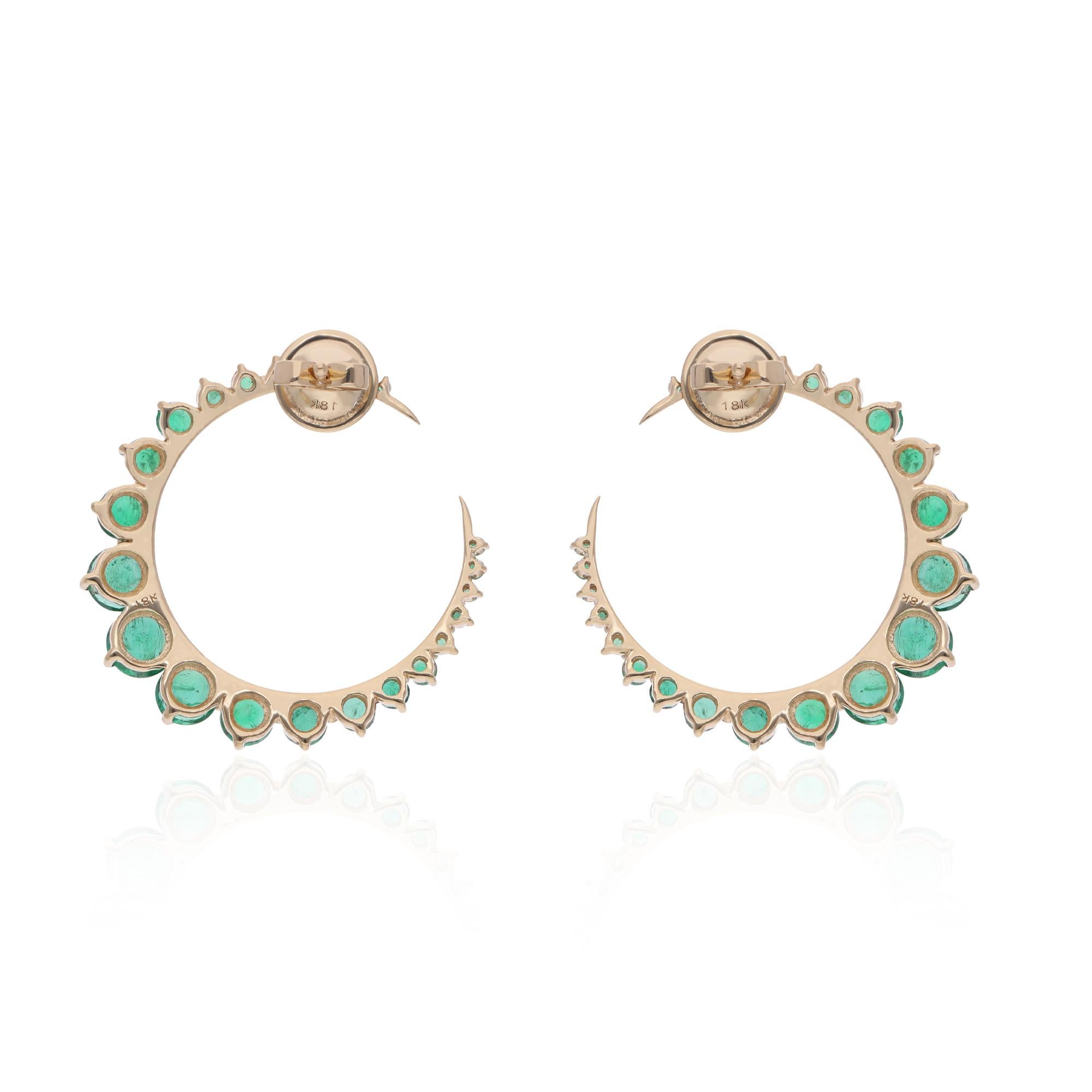 4.63 Carat Zambian Emerald Crescent Moon Earrings 18 Karat Solid Yellow Gold In condizioni Nuovo in vendita a Diera, Dubai