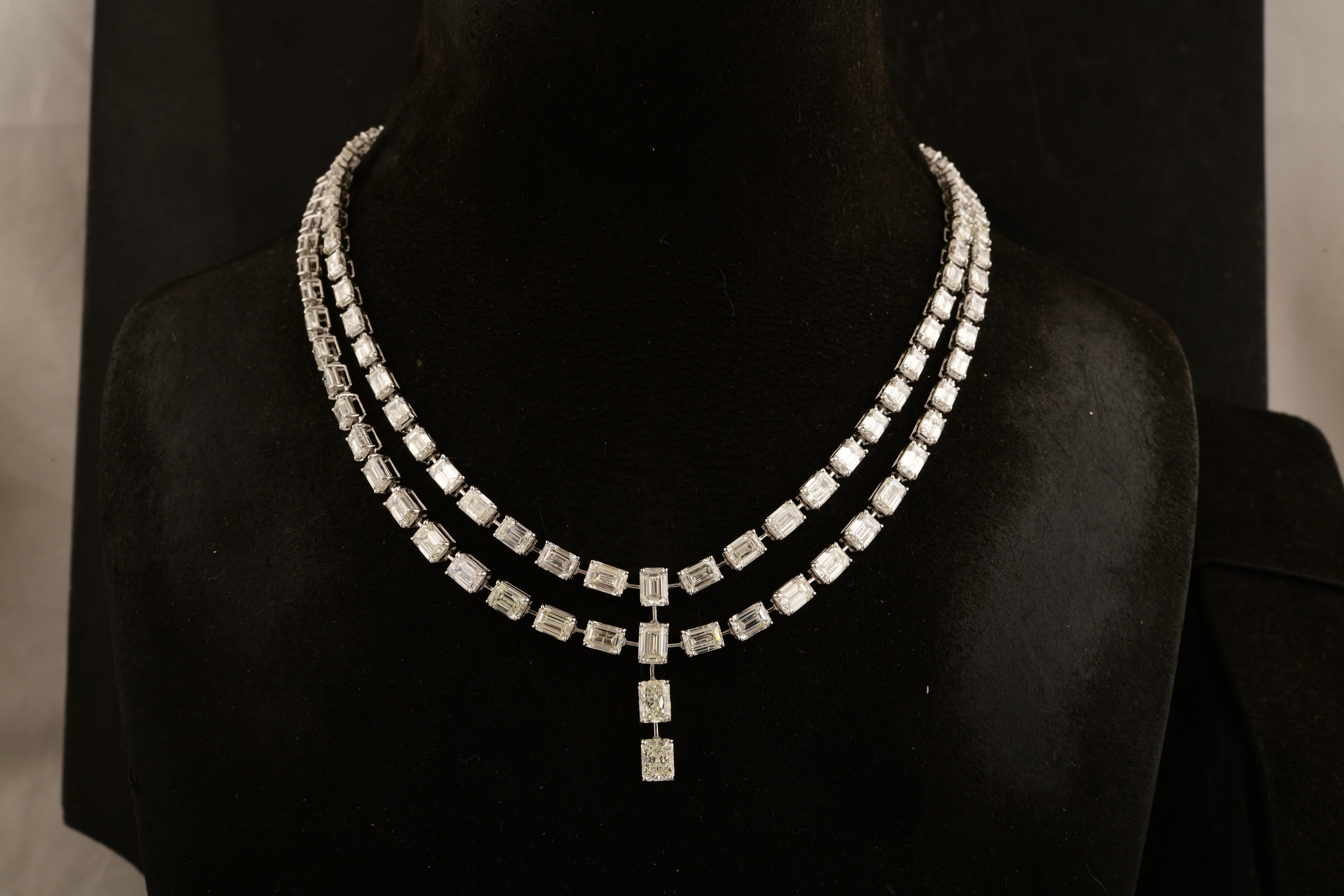 46,30 Karat SI Reinheit HI Farbe Smaragdschliff Diamant-Halskette 18 Karat Weißgold für Damen oder Herren im Angebot