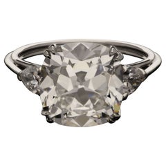 Anello con diamante taglio brillante Old Mine da 4,63 carati con spalle a forma di pera
