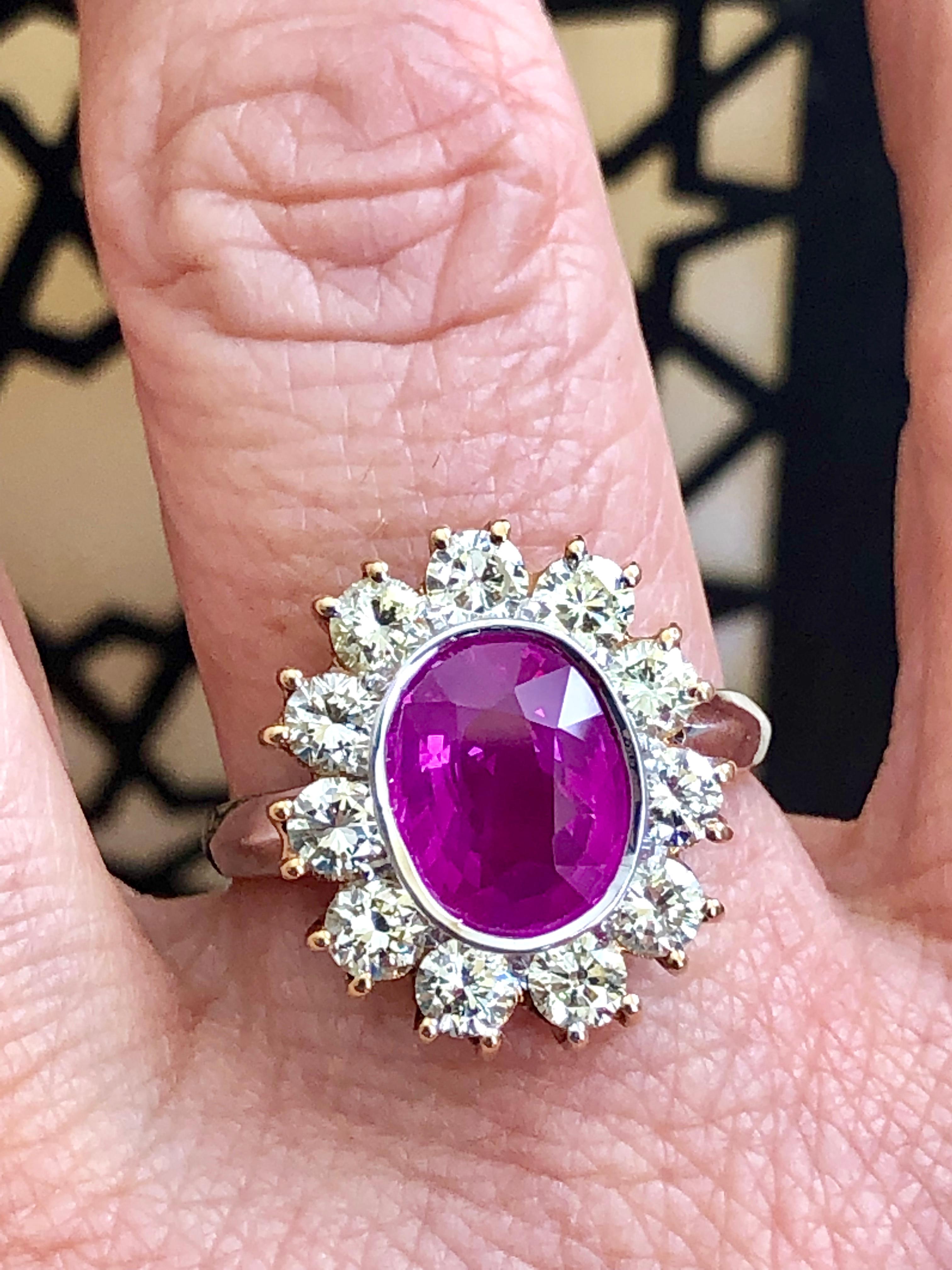 4.64 Carat Burma Pink Sapphire and Diamond Engagement Ring 18 Karat For Sale 5