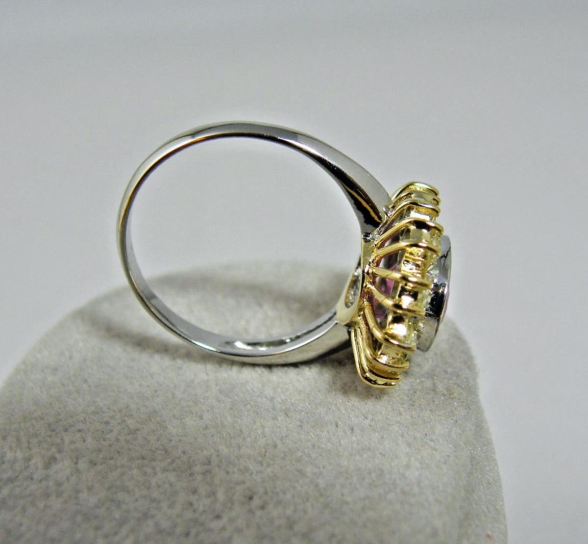 4.64 Carat Burma Pink Sapphire and Diamond Engagement Ring 18 Karat For Sale 7