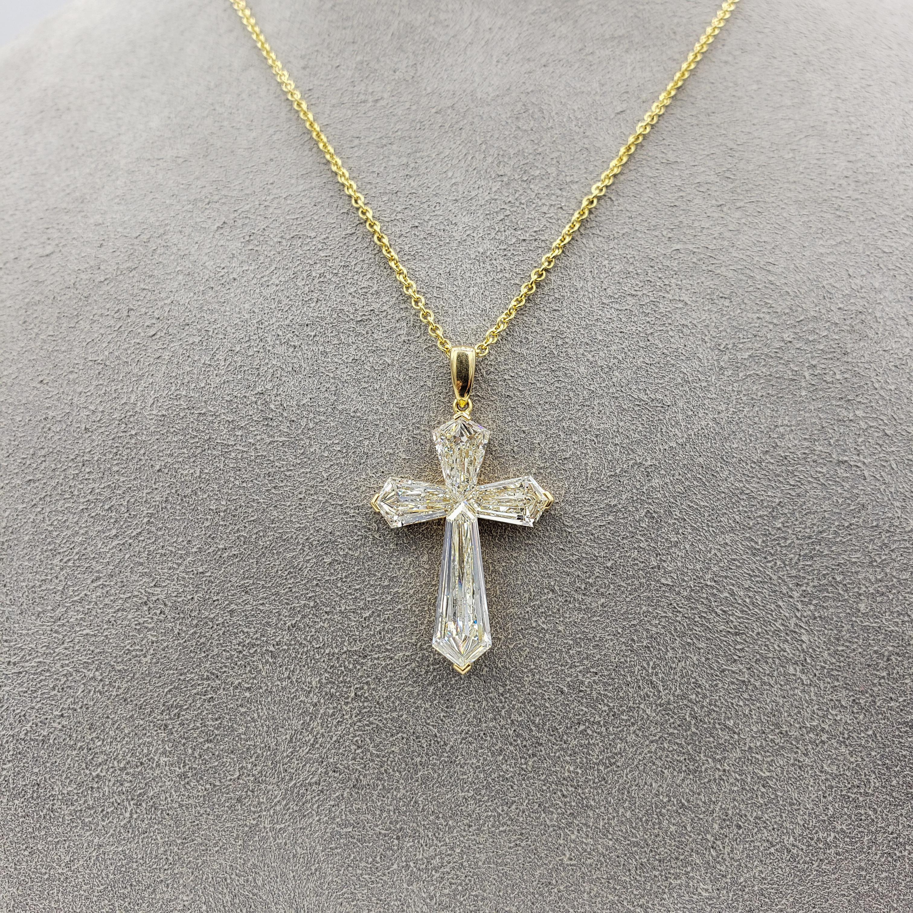beautiful cross necklace