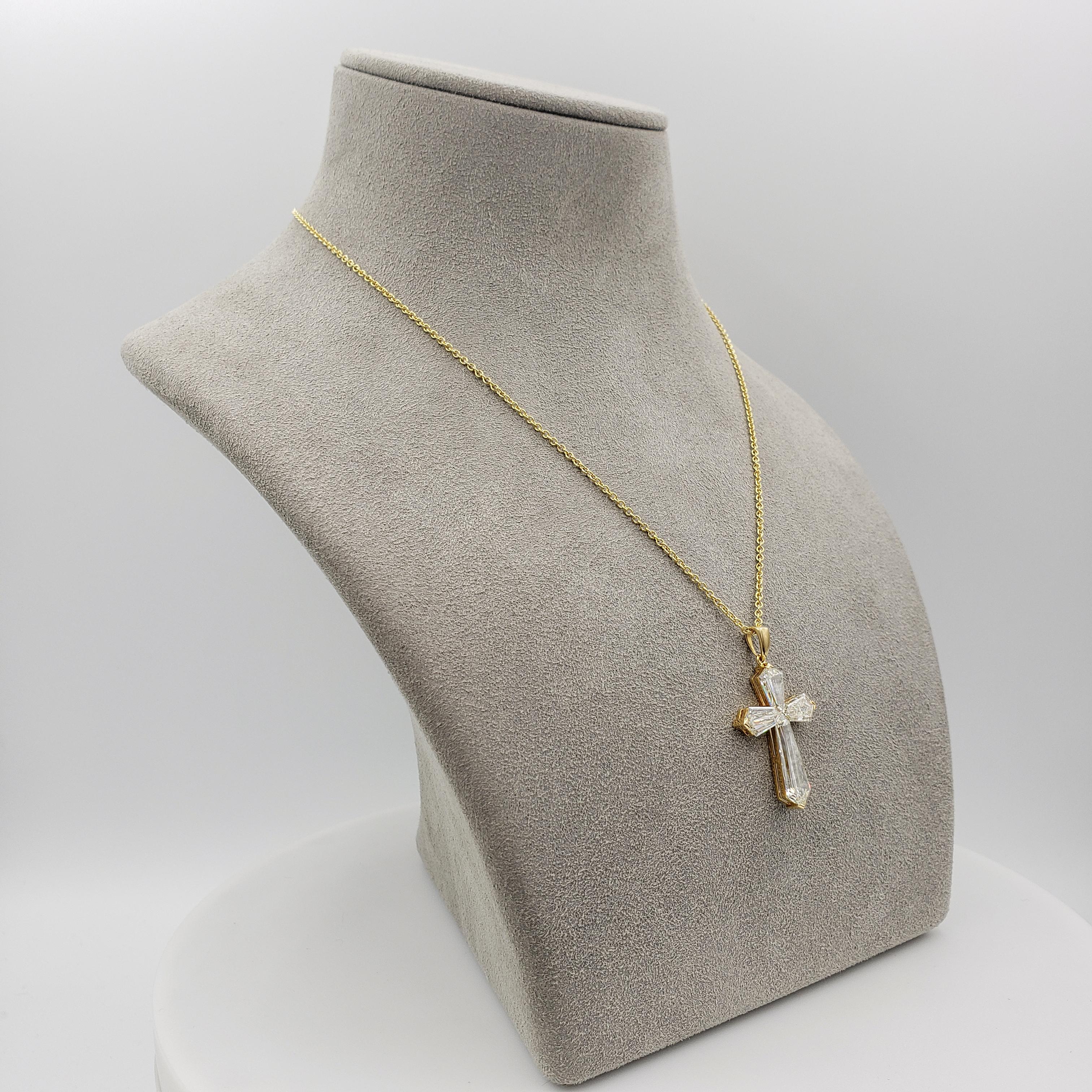 diamond cross shape