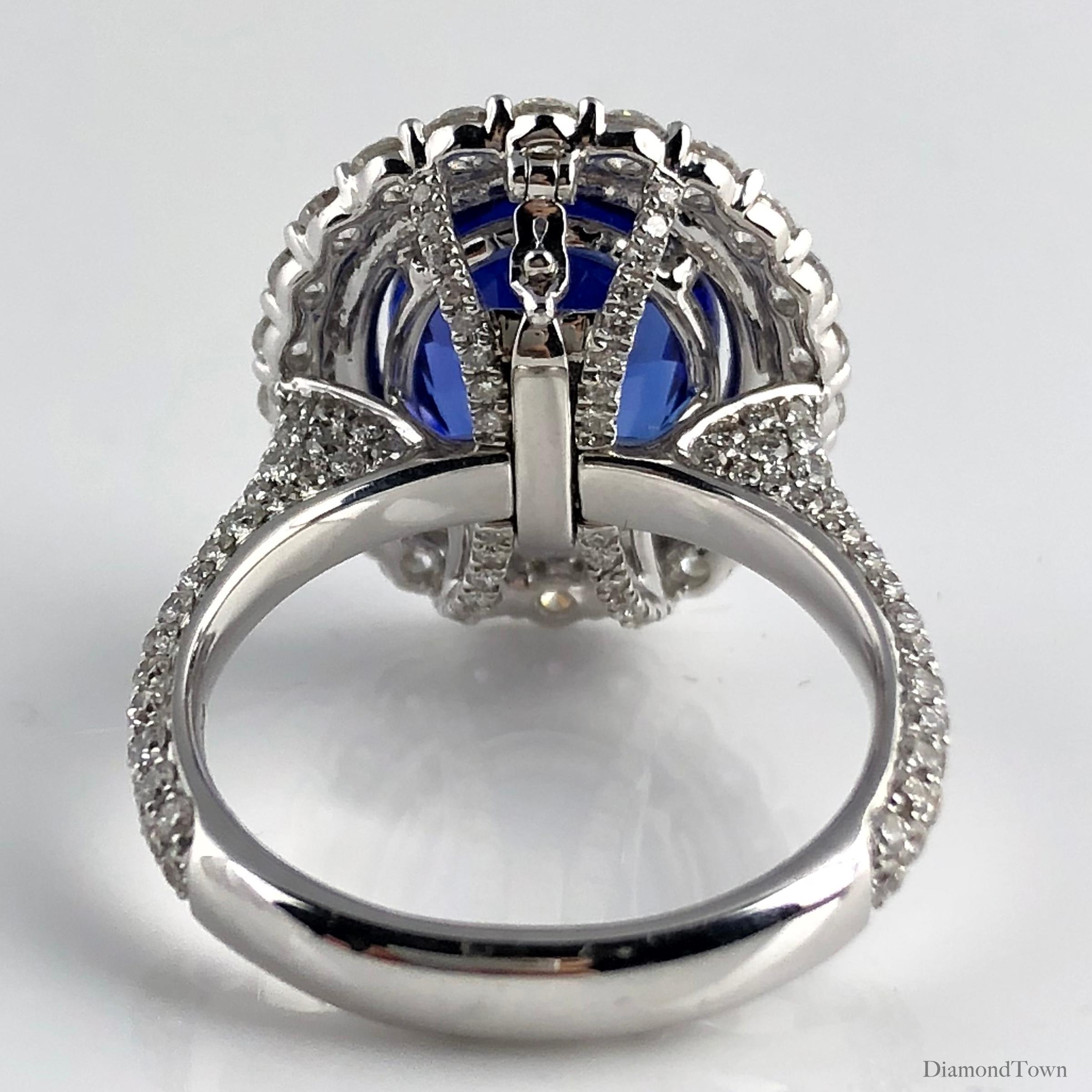 Diamant-Halo-Ring mit 4,64 Karat Tansanit im Ovalschliff und Diamant Damen