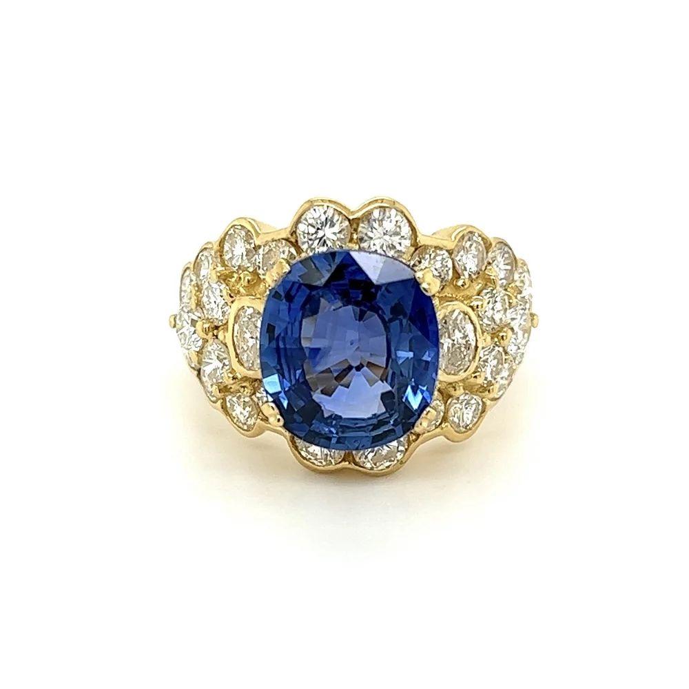 Oval Cut 4.64 Carat Oval GIA Ceylon Sapphire and Diamond Vintage Gold Cocktail Ring For Sale