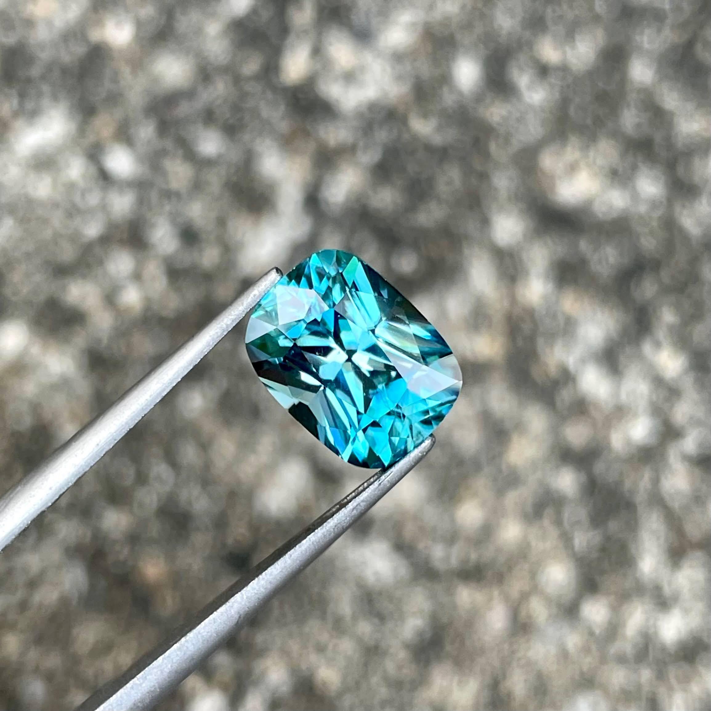 4.64 carats Blue Zircon Stone Cushion Cut Natural Cambodian Gemstone For Sale 2