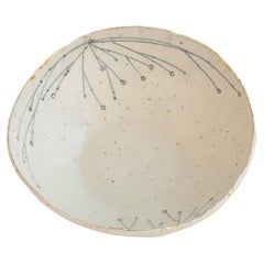 464-GR Golden Promise Stoneware Bowl With 22kt Gold Rim Detail by Helen Prior