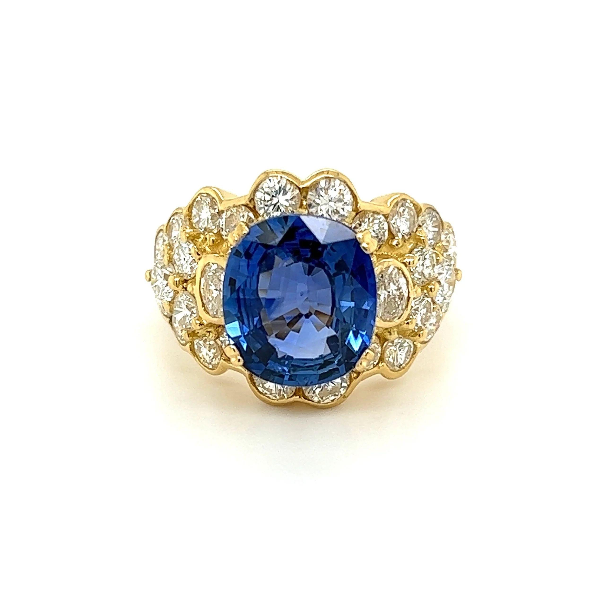 Oval Cut 4.64 Oval Sapphire and Diamond Vintage Gold Dome Ring Estate Fine Jewelry For Sale