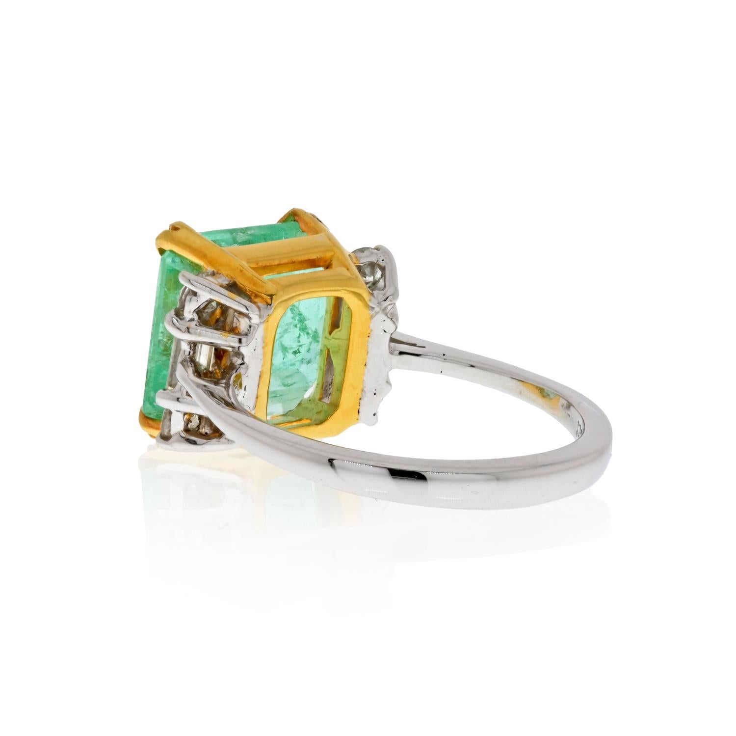 Modern 4.65 Carat Emerald-Cut Colombian Emerald and Diamond 18K Gold Ring
