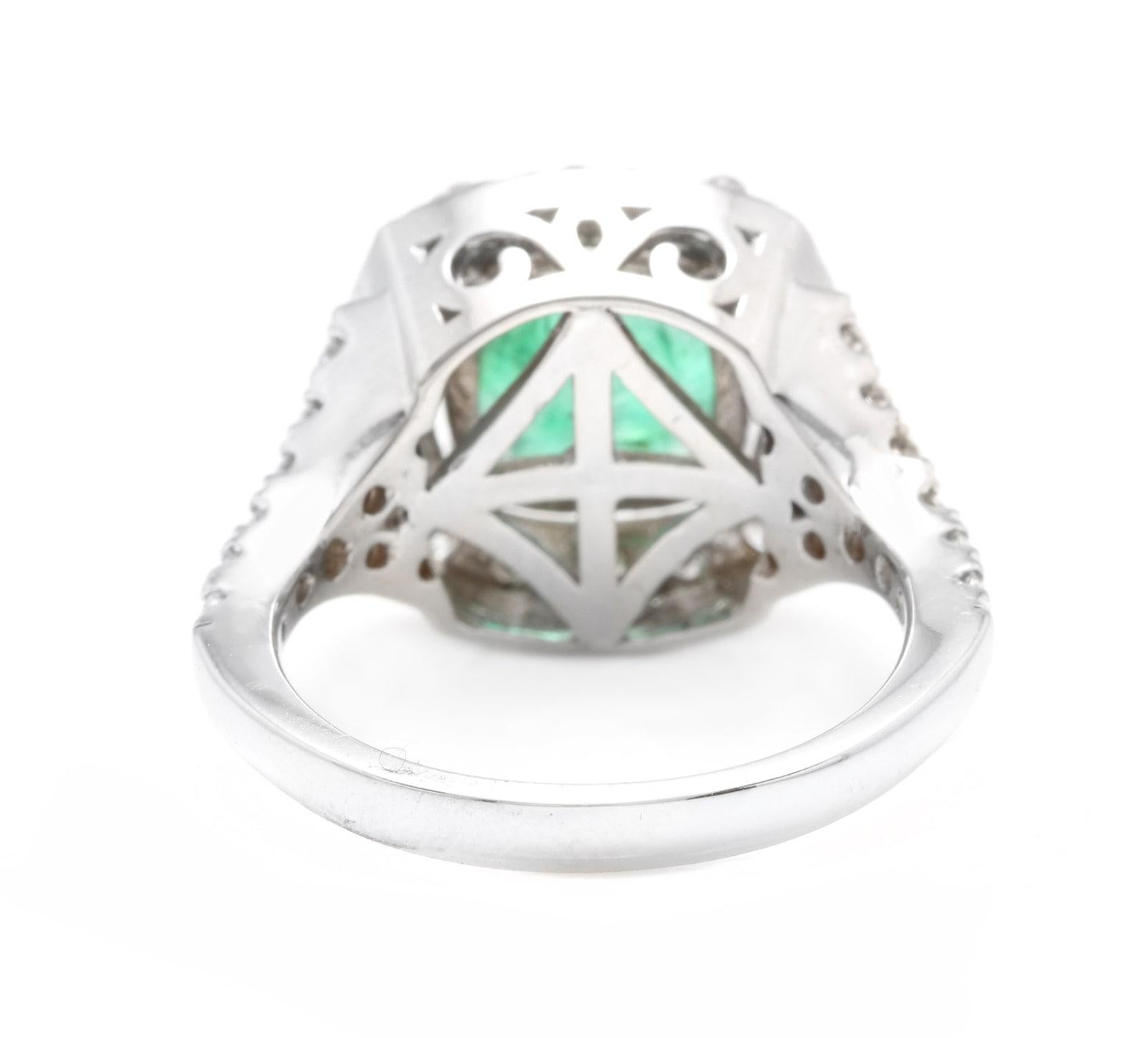 4.65 Carat Natural Emerald and Diamond 14 Karat Solid White Gold Ring In New Condition For Sale In Los Angeles, CA