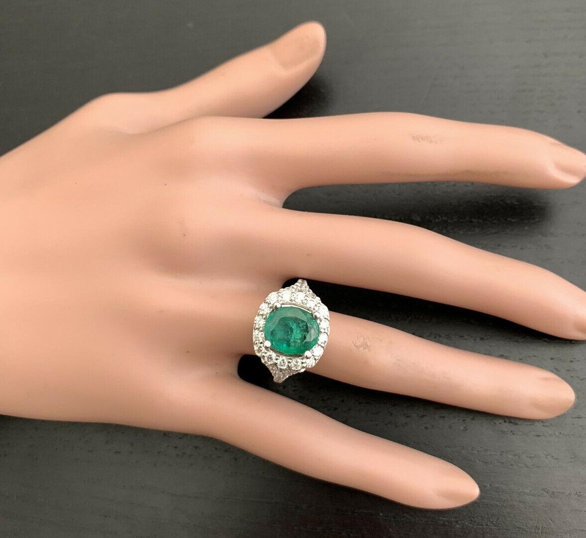 4.65 Carat Natural Emerald and Diamond 14 Karat Solid White Gold Ring For Sale 2