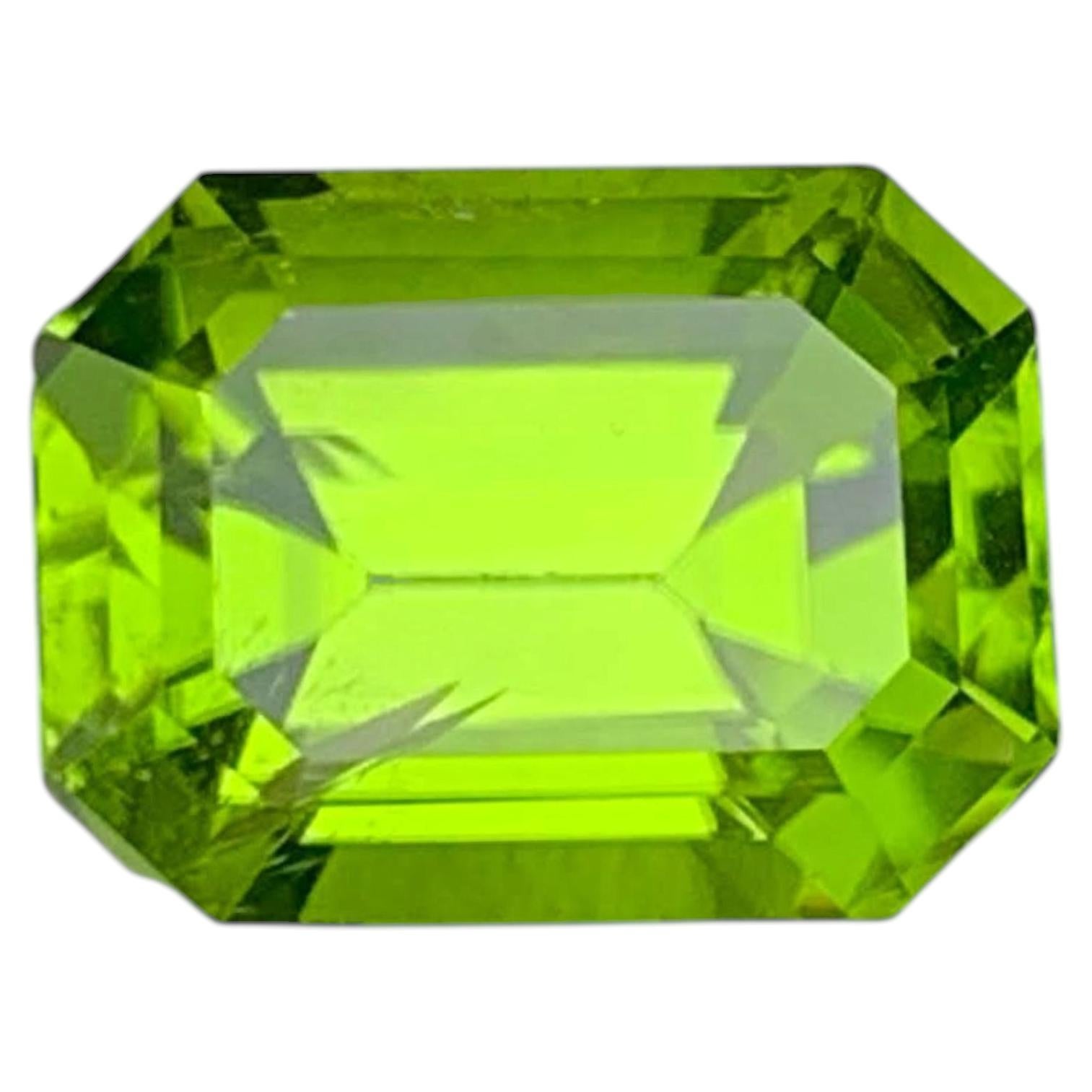 4.65 Carat Natural Loose Apple Green Peridot Emerald Shape Pakistani Gemstone