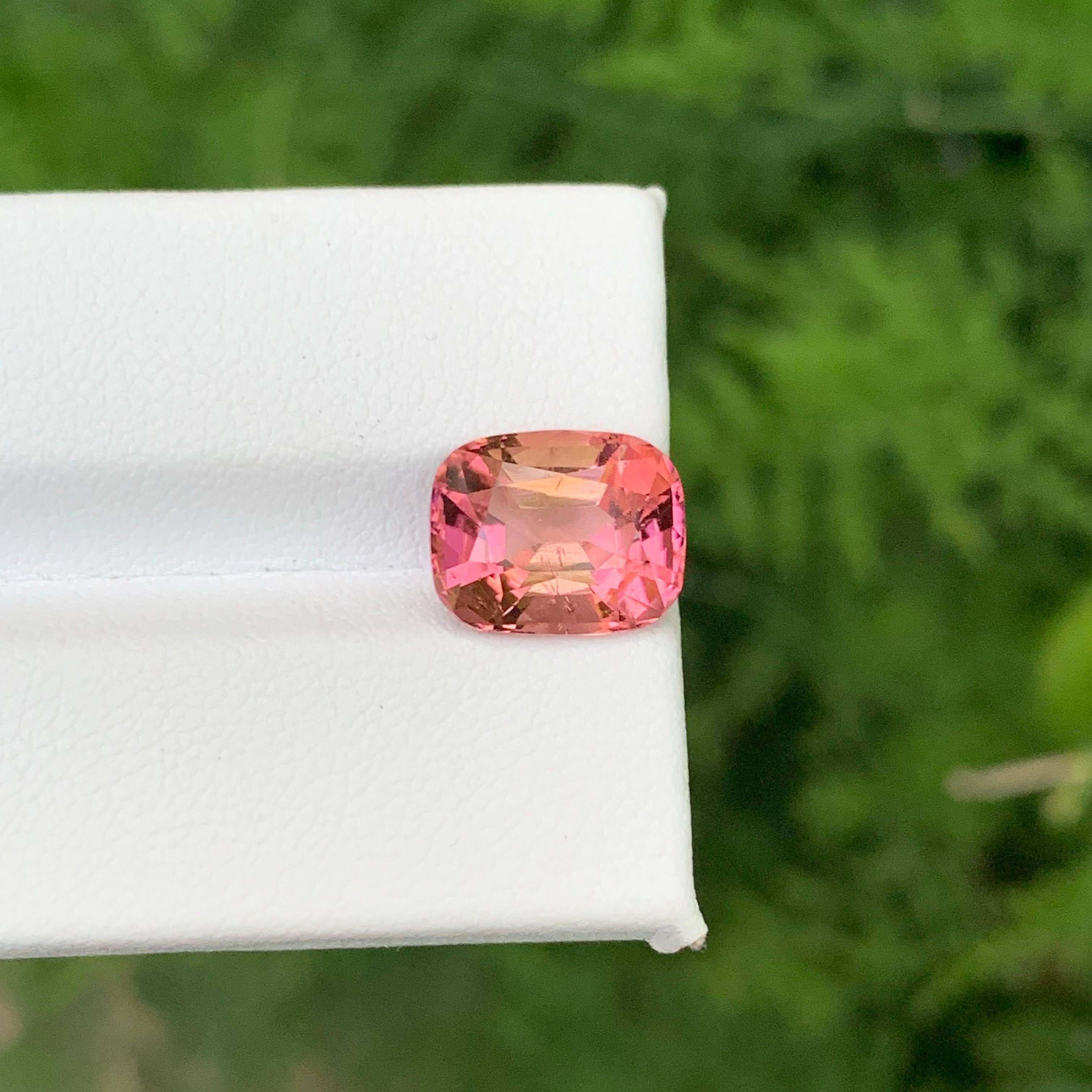 4.65 Carati di tormalina rosa pesco naturale sciolta con taglio a cuscino Gemma afgana in vendita 2