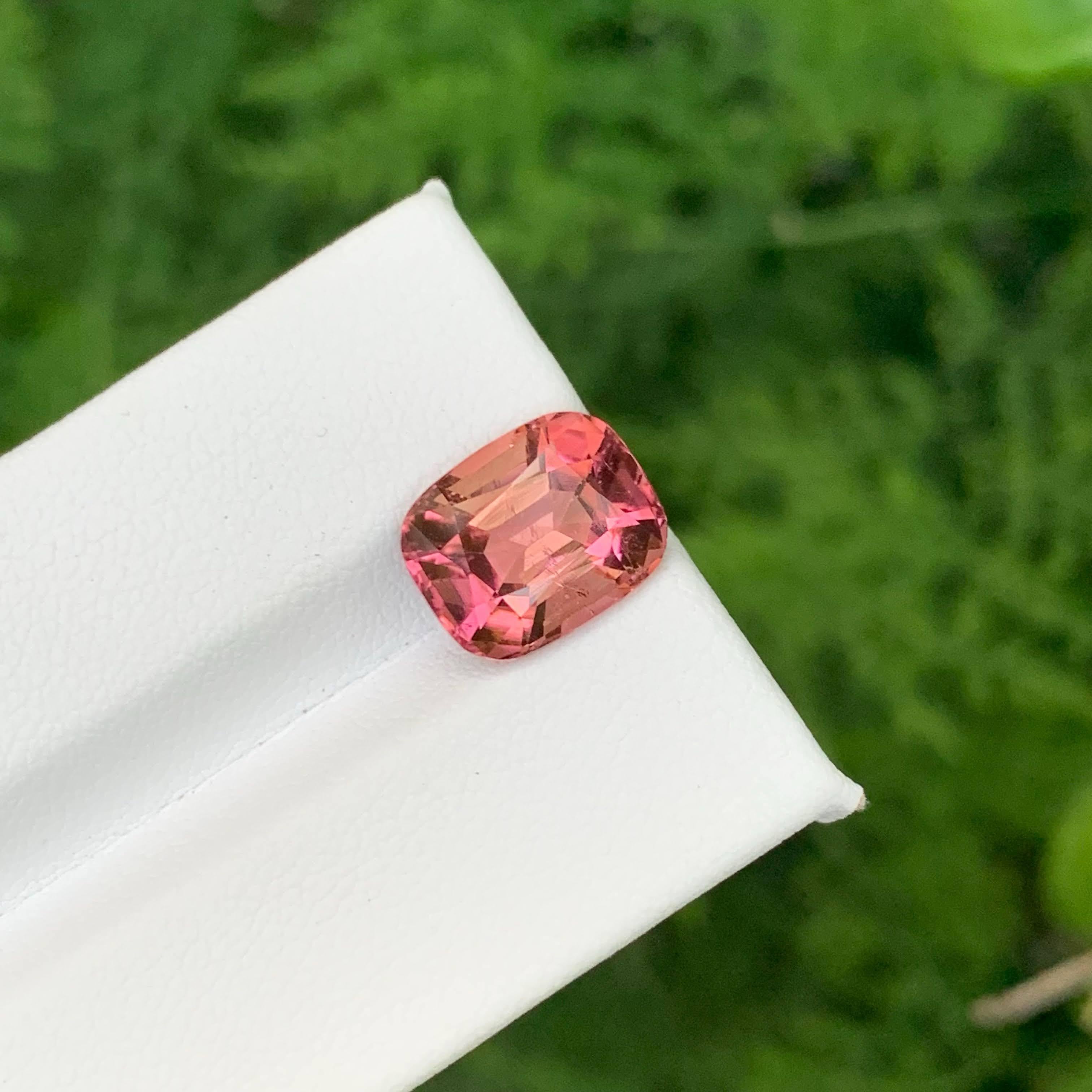 4.65 Carati di tormalina rosa pesco naturale sciolta con taglio a cuscino Gemma afgana in vendita 3