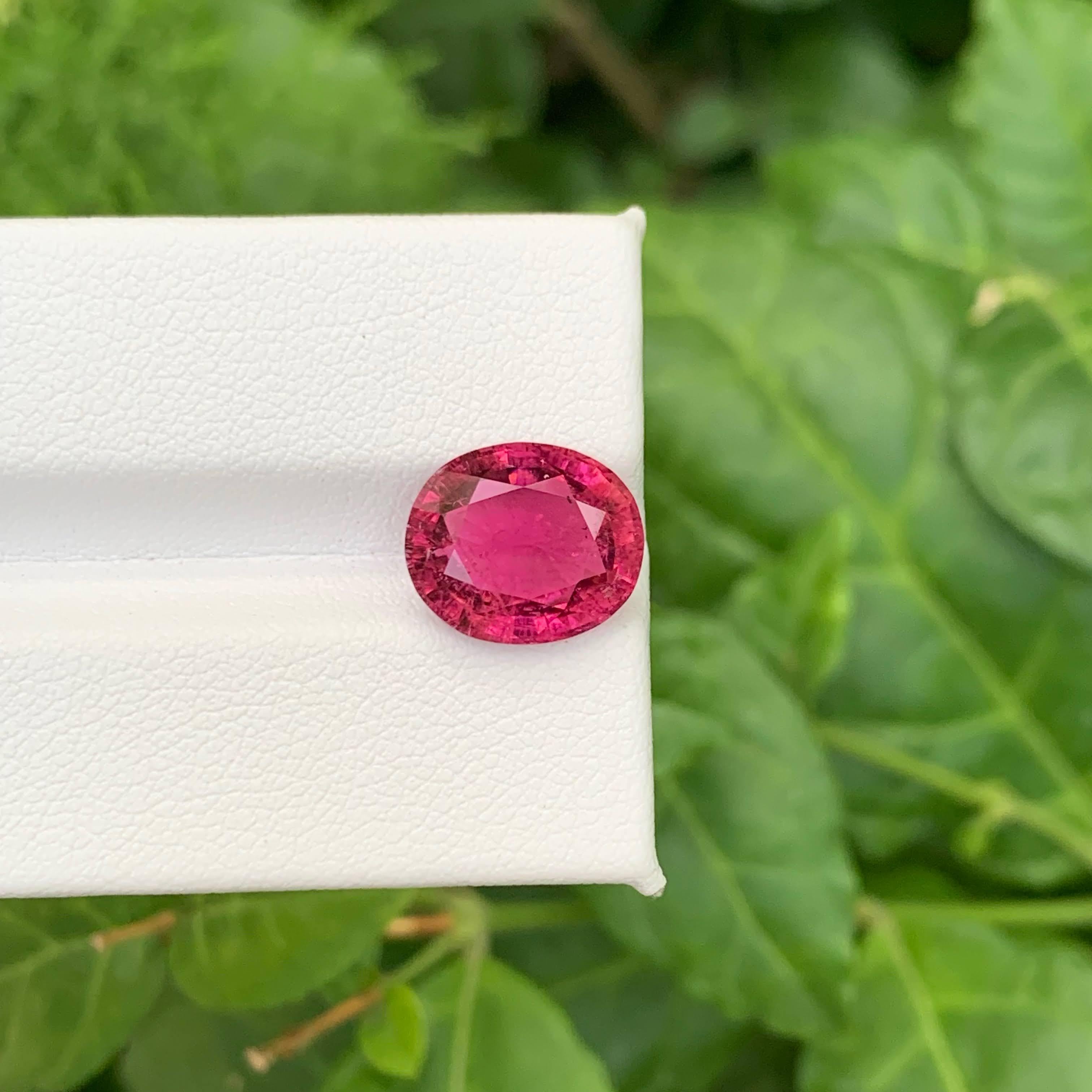 4.65 Carat Natural Loose Rubellite Tourmaline Stone Oval Cut Afghan Gemstone (pierre précieuse afghane) Neuf - En vente à Bangkok, TH