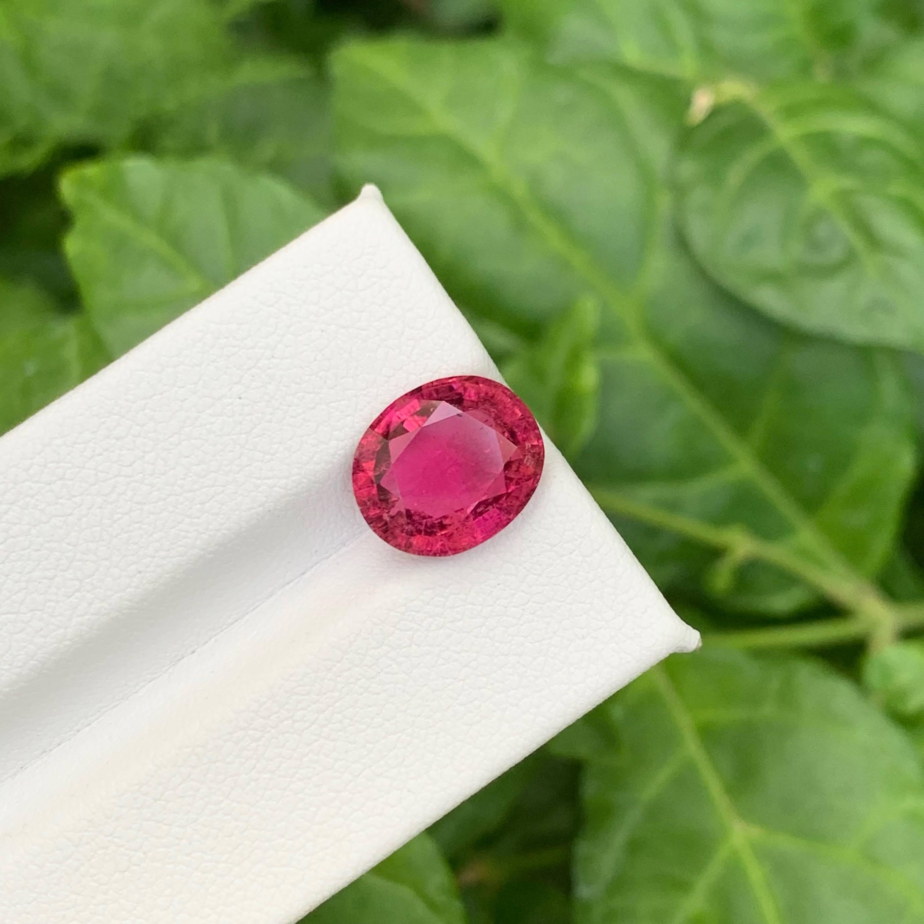 4.65 Carat Natural Loose Rubellite Tourmaline Stone Oval Cut Afghan Gemstone (pierre précieuse afghane) en vente 1