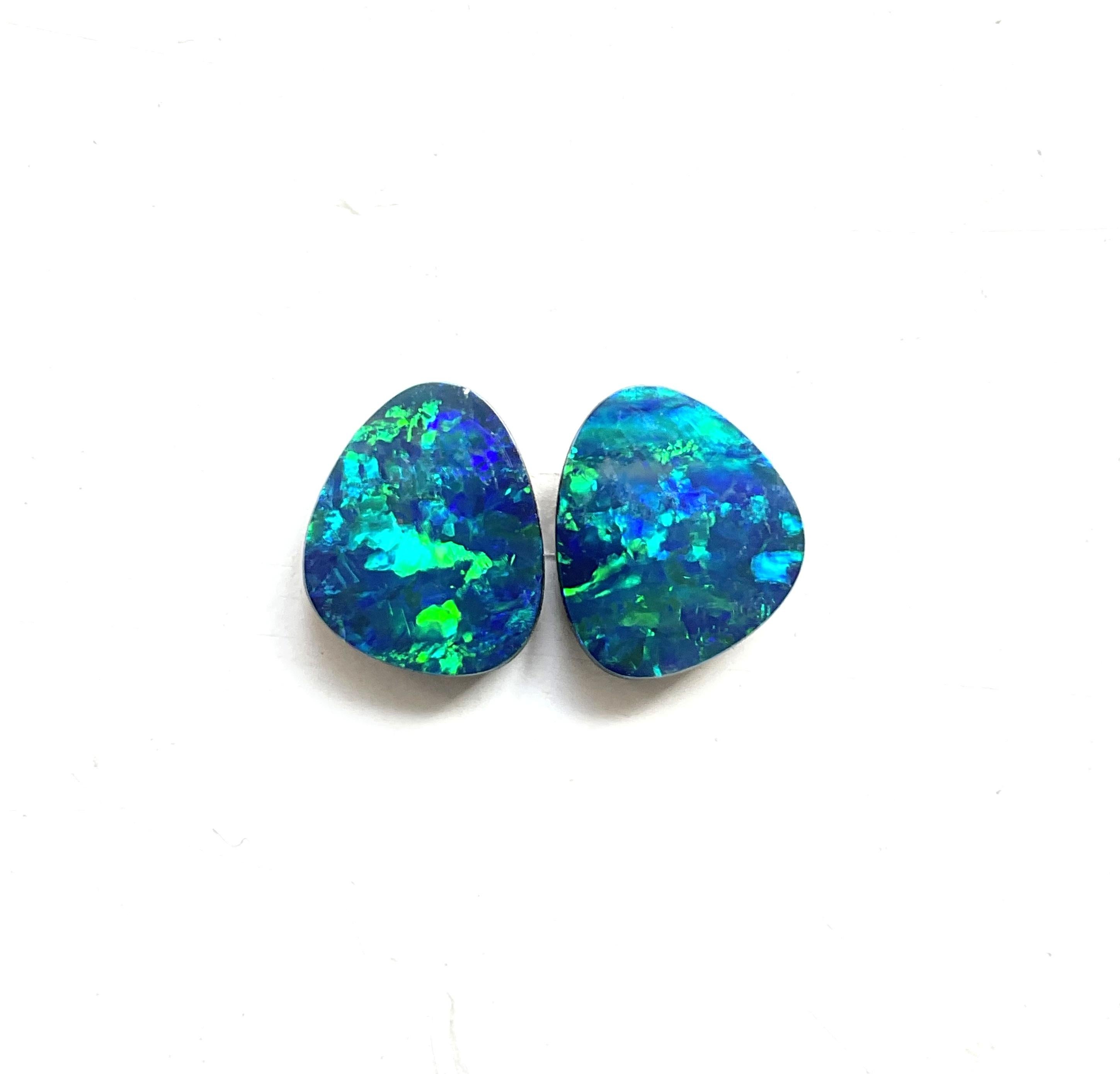4.65 Carats Australian Opal Pair Royal Green Flash with blue play of color Gem For Sale 1