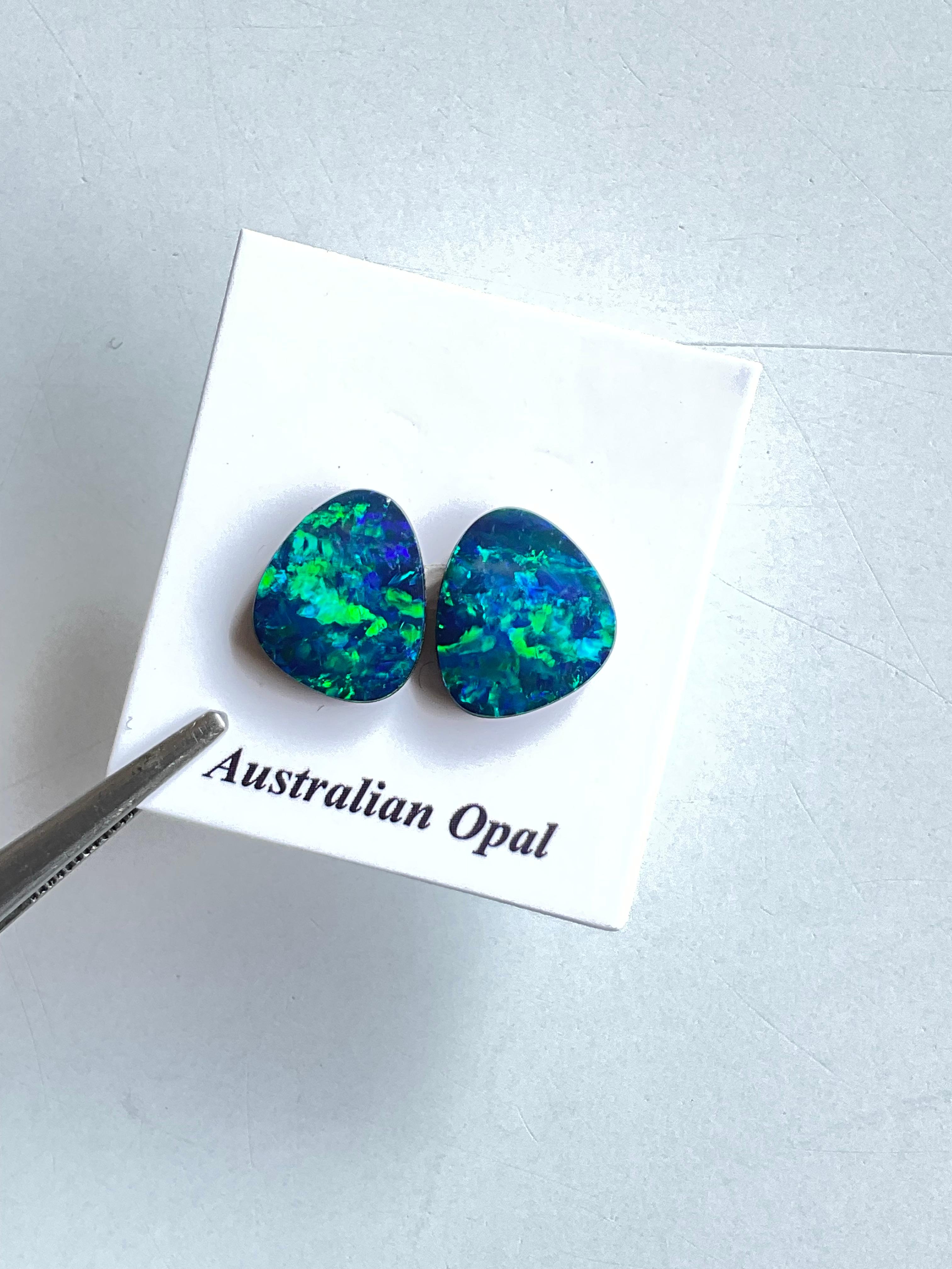 4.65 Carats Australian Opal Pair Royal Green Flash with blue play of color Gem For Sale 3