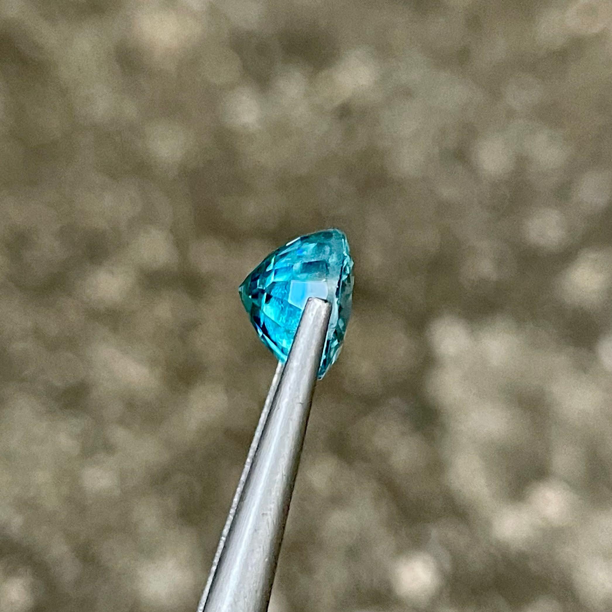 Modern 4.65 carats Blue Zircon Stone Cushion Cut Natural Cambodian Gemstone For Sale