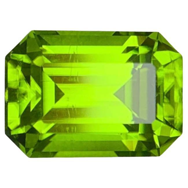 4.65 Carats Natural Loose Peridot Gemstone Emerald Cut (pierre précieuse de péridot en vrac, taille émeraude) en vente
